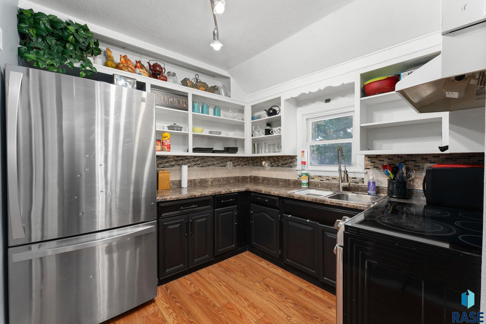421 S Elmwood Ave