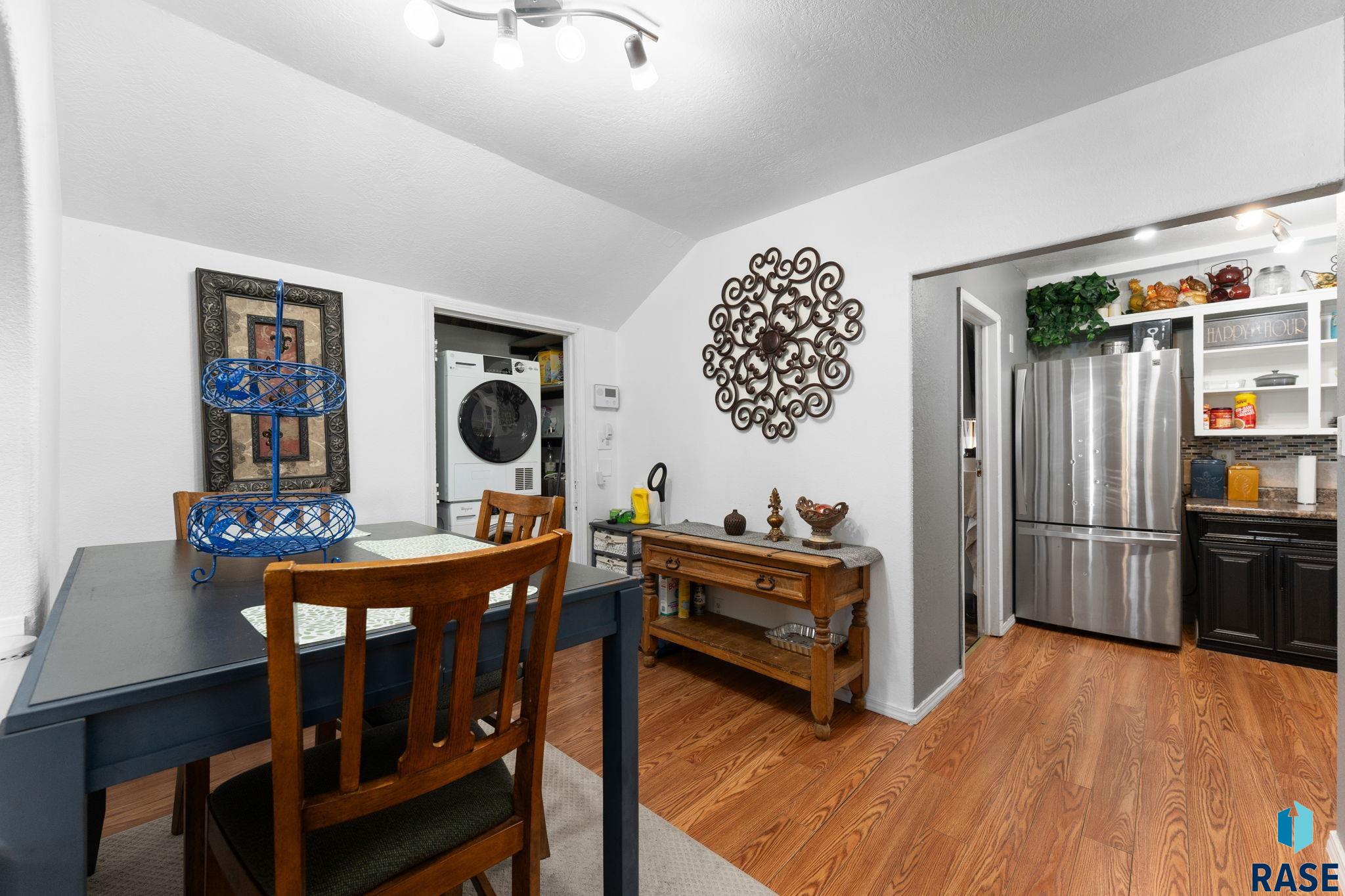 421 S Elmwood Ave