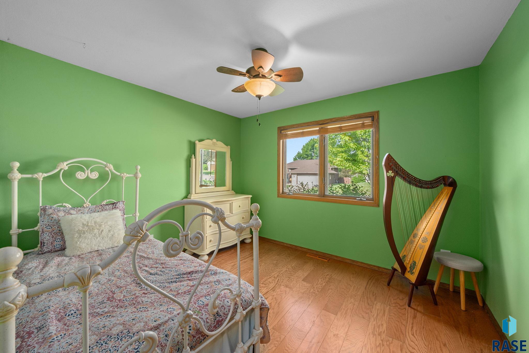 308 N La Salle Ave