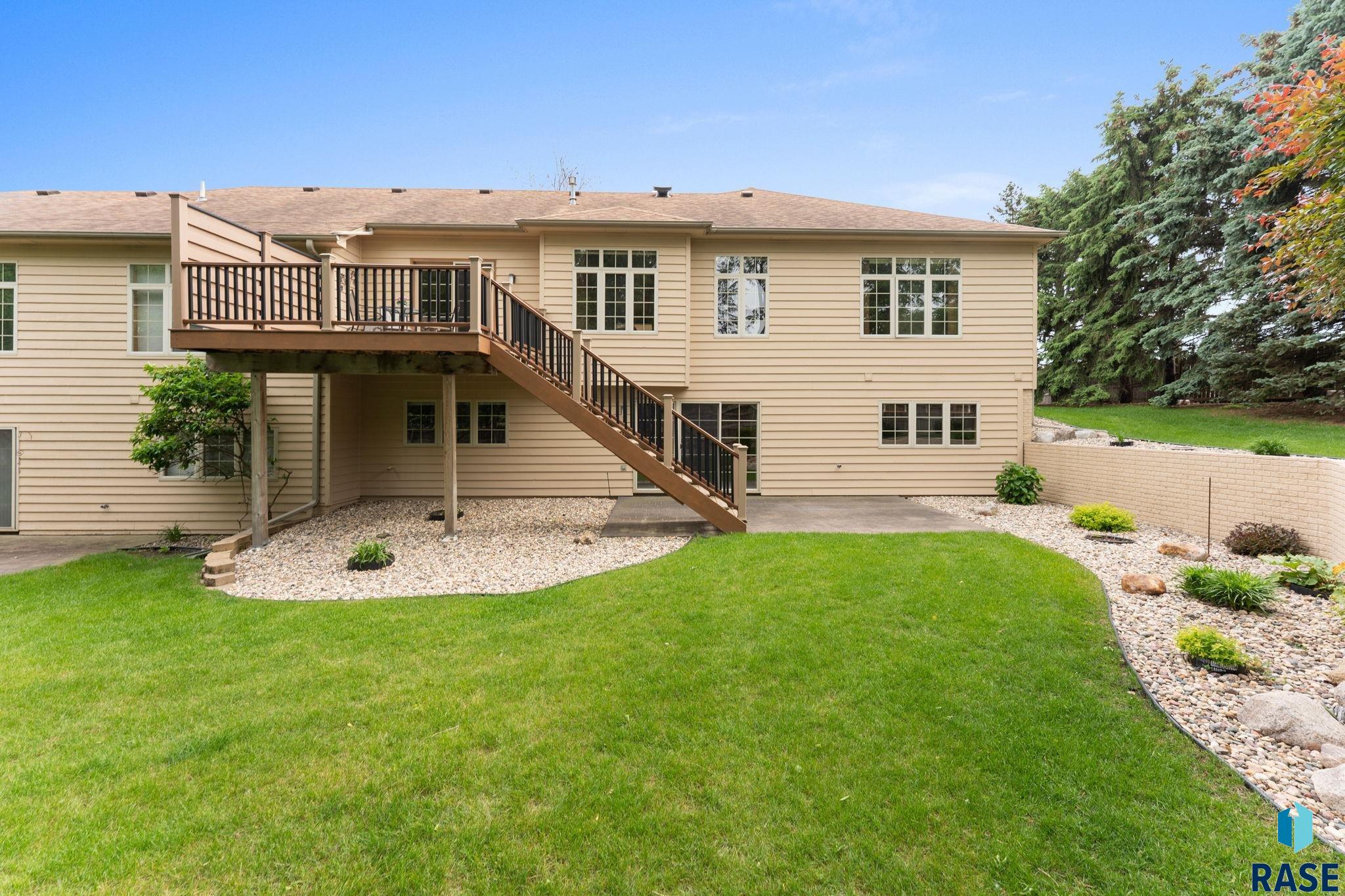 218 W Saint Andrews Dr