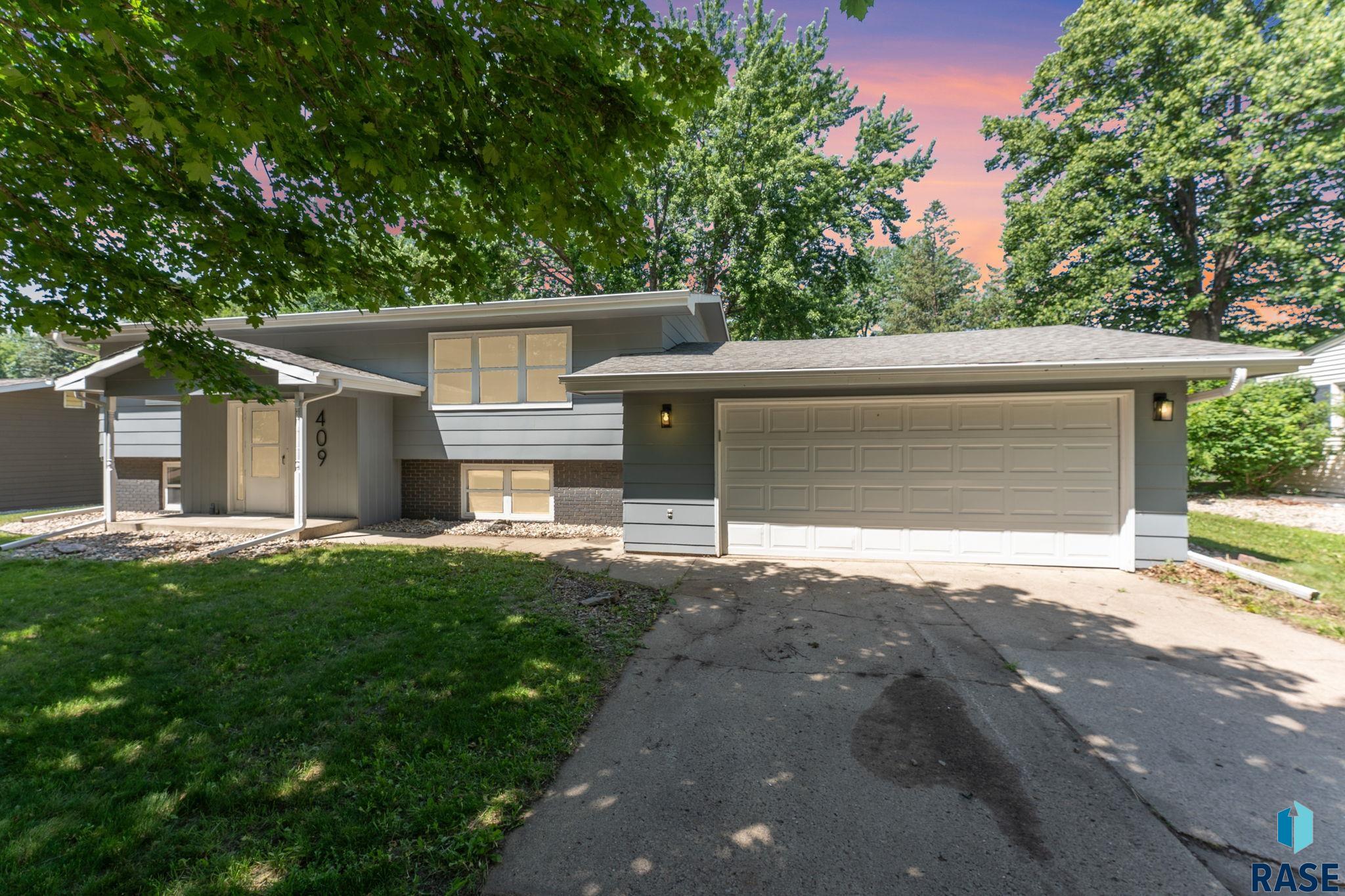 409 S 8th Ave