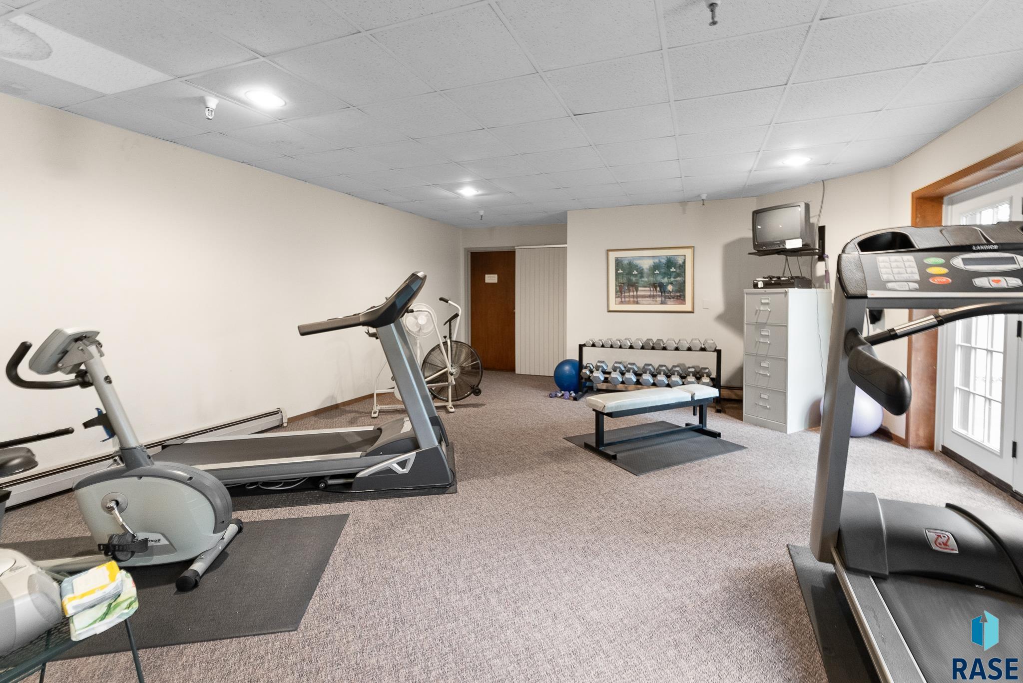1104 W 57th St Unit: 301