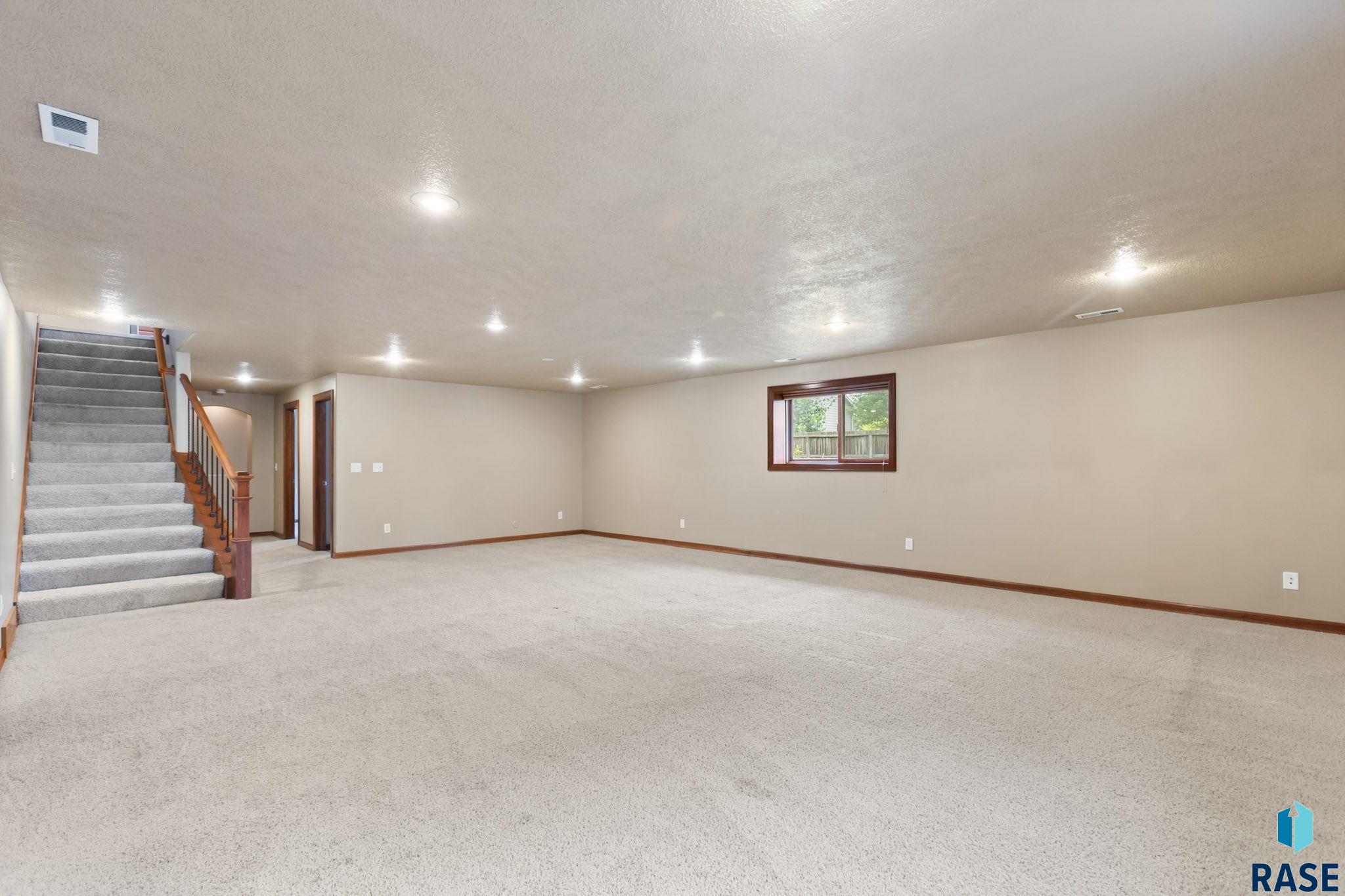 4100 W 89th St