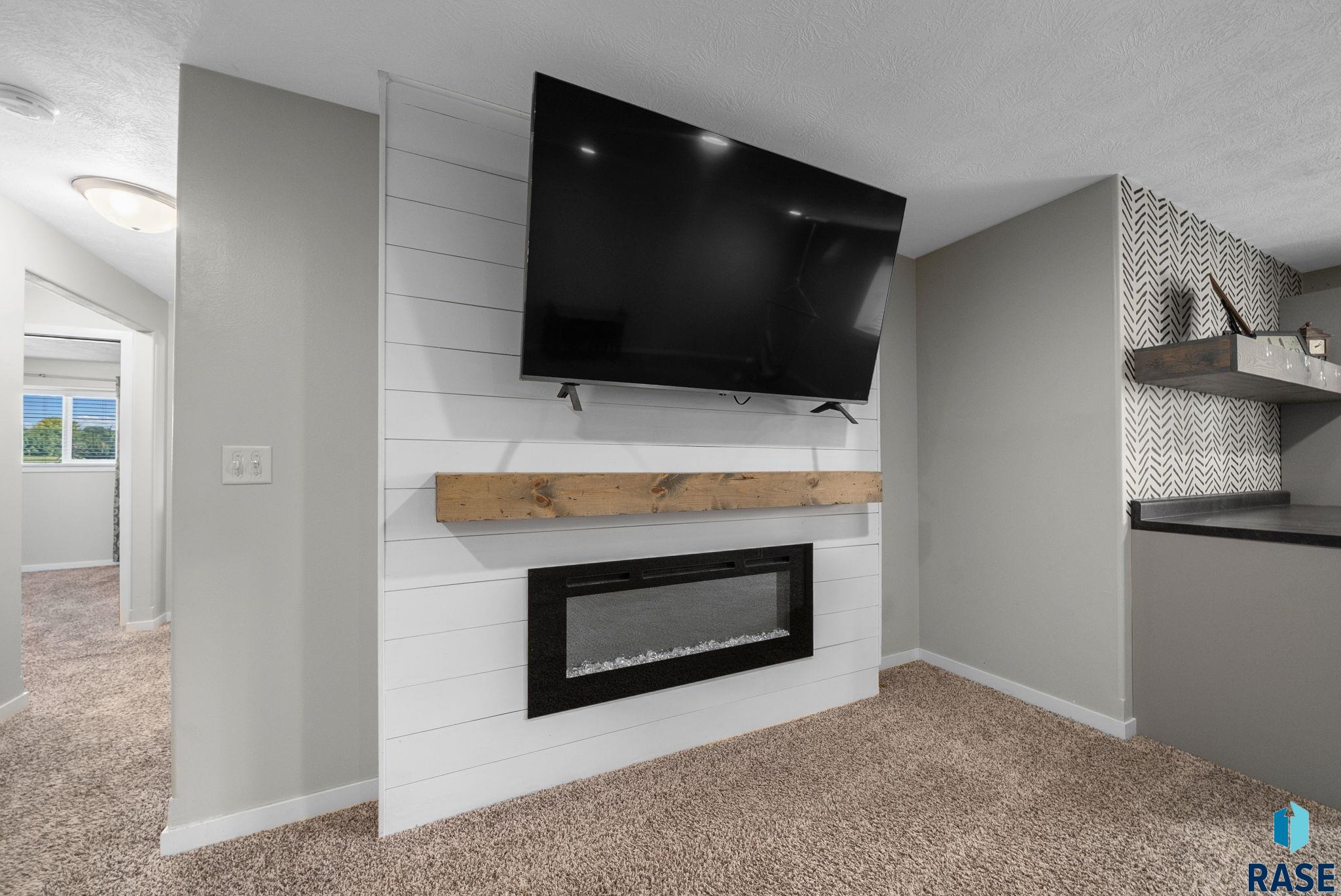 207 Tiger St