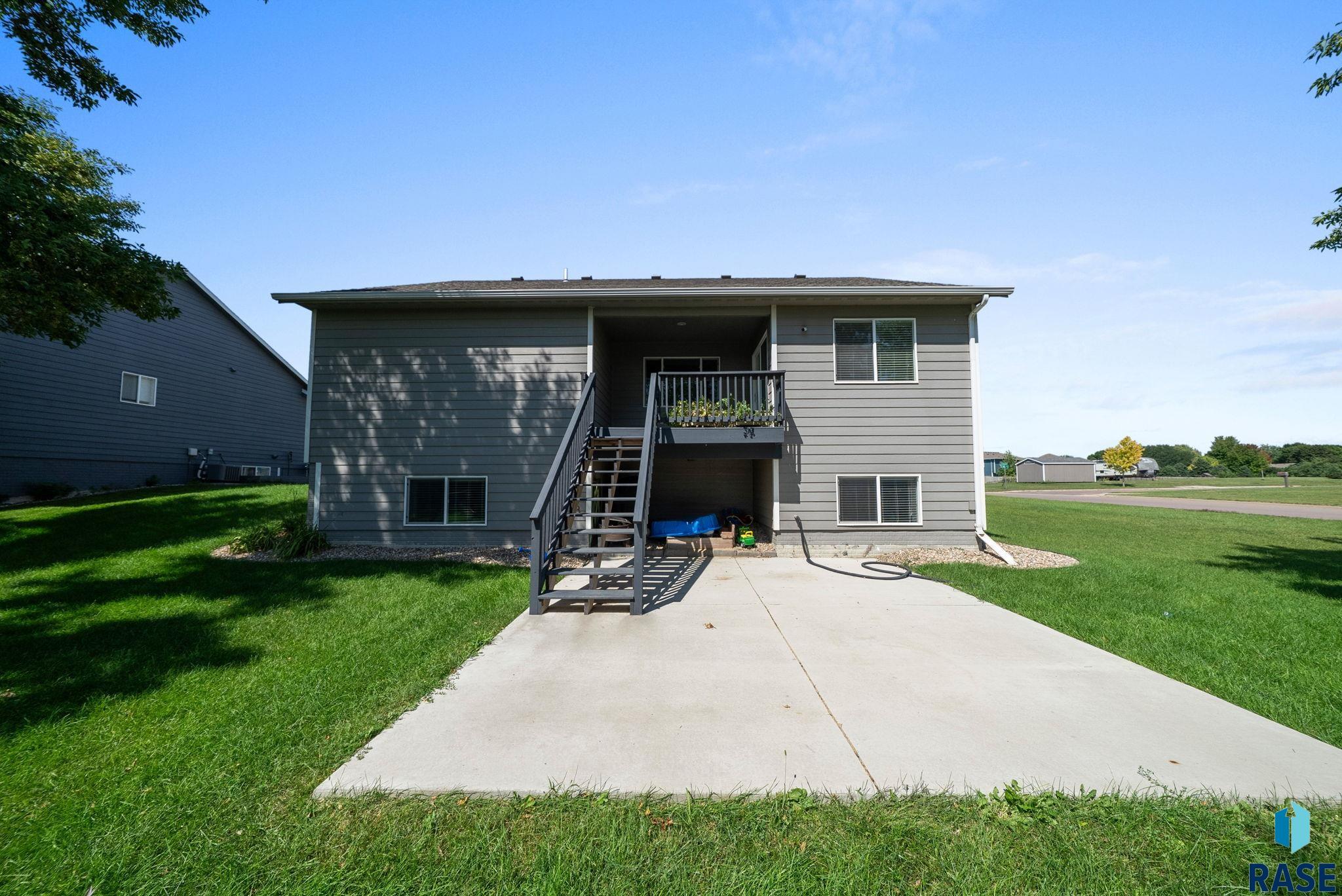 207 Tiger St