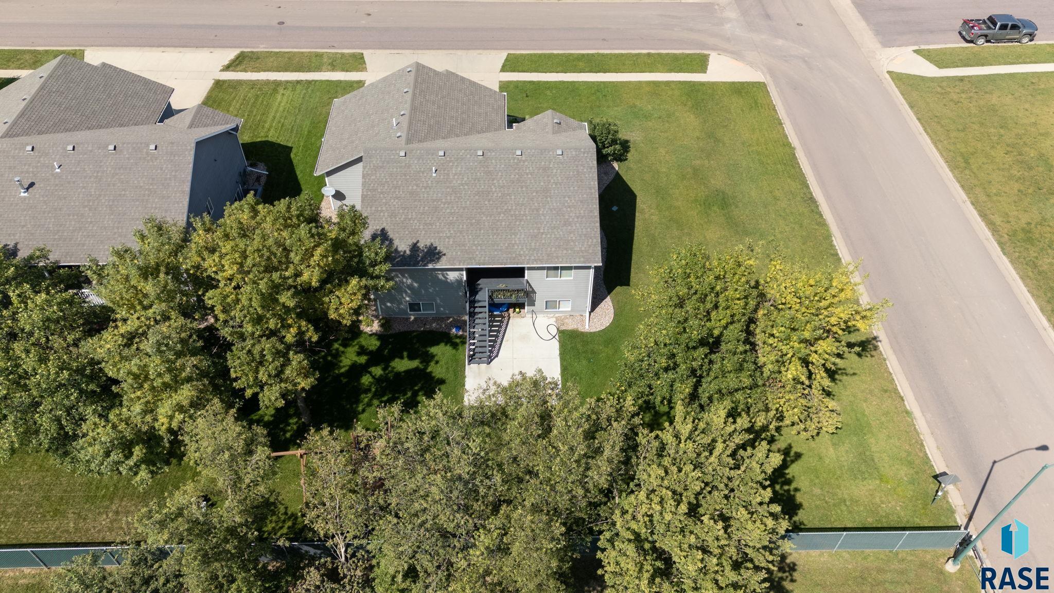 207 Tiger St