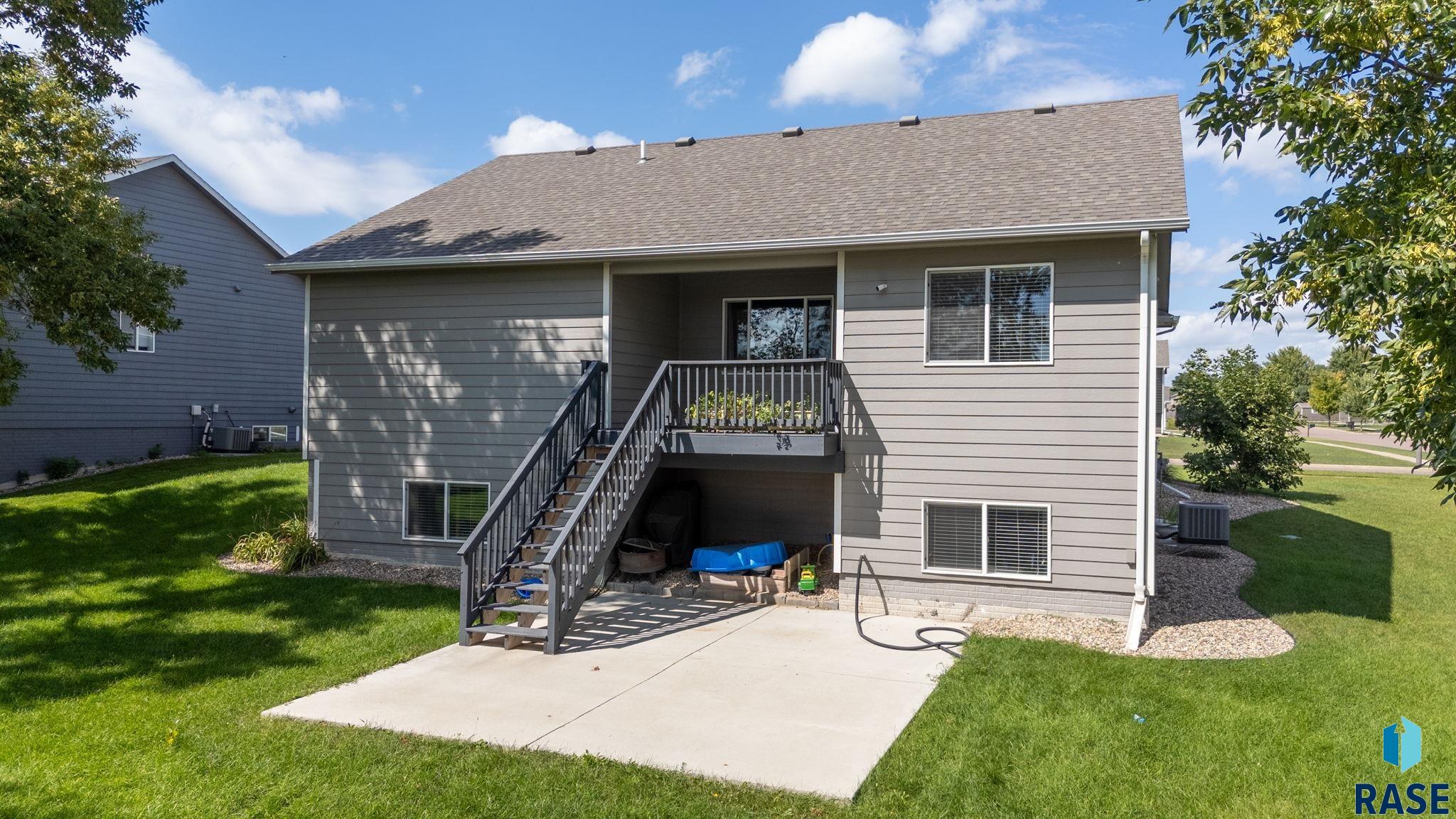 207 Tiger St