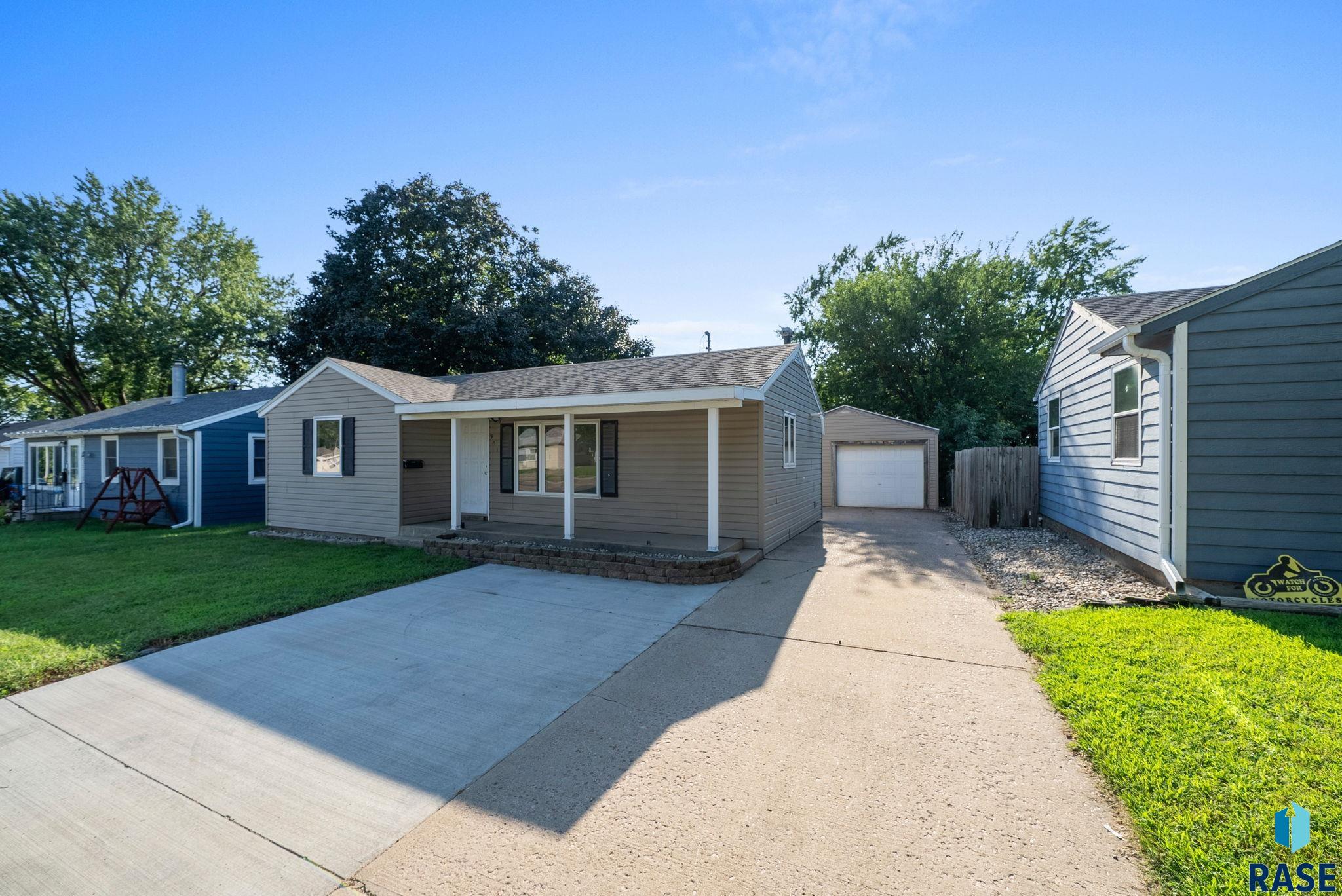 901 N Kiwanis Ave