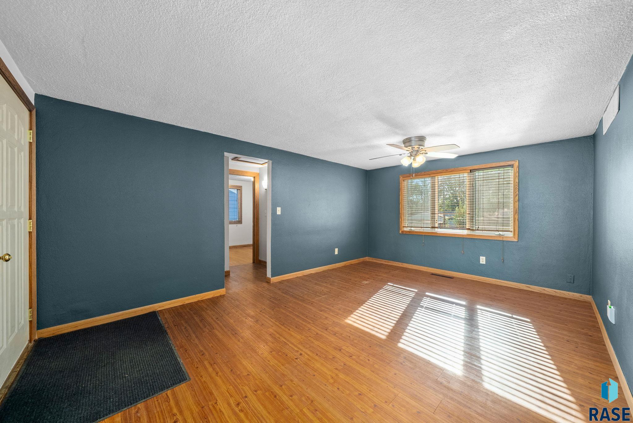 901 N Kiwanis Ave