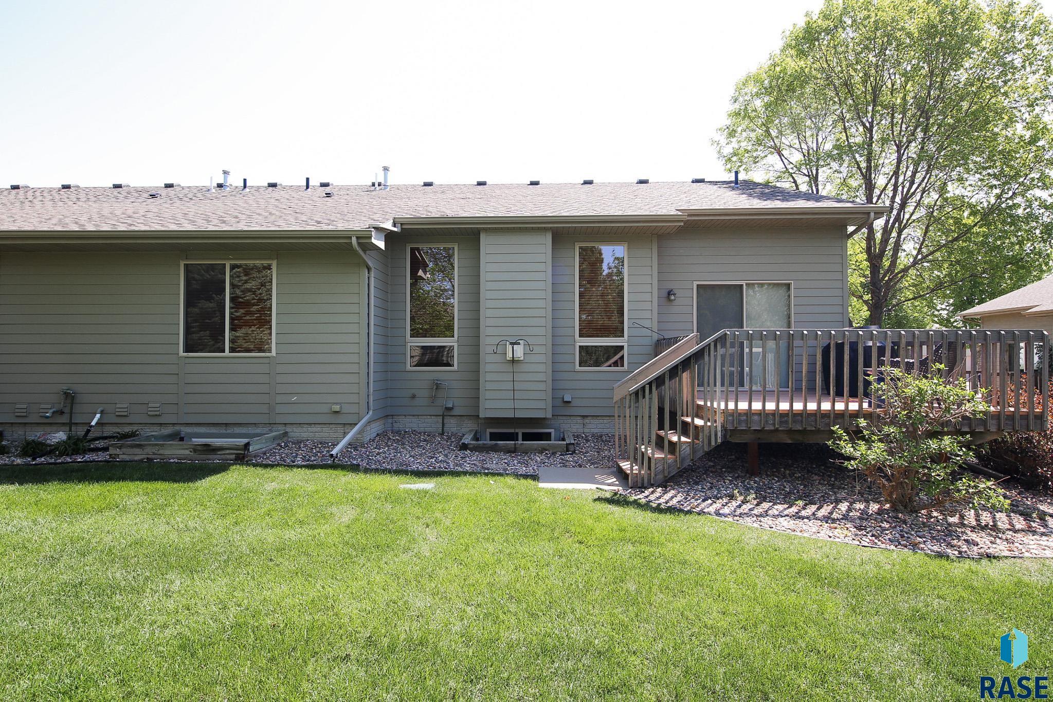 5223 E Pop Fly Pl