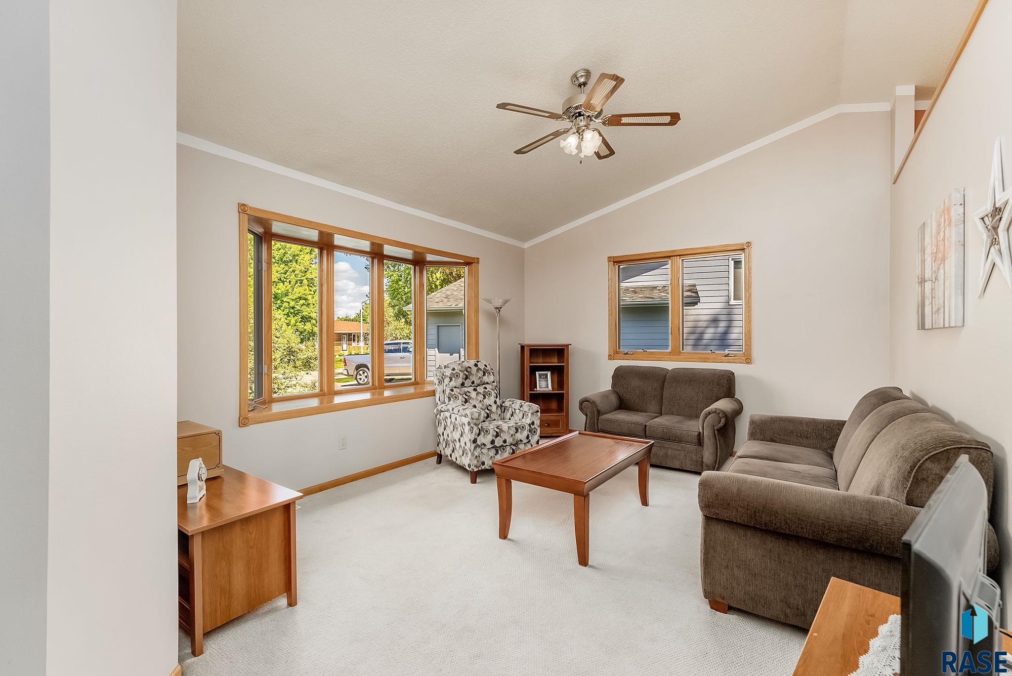 1909 W Ashley Cir