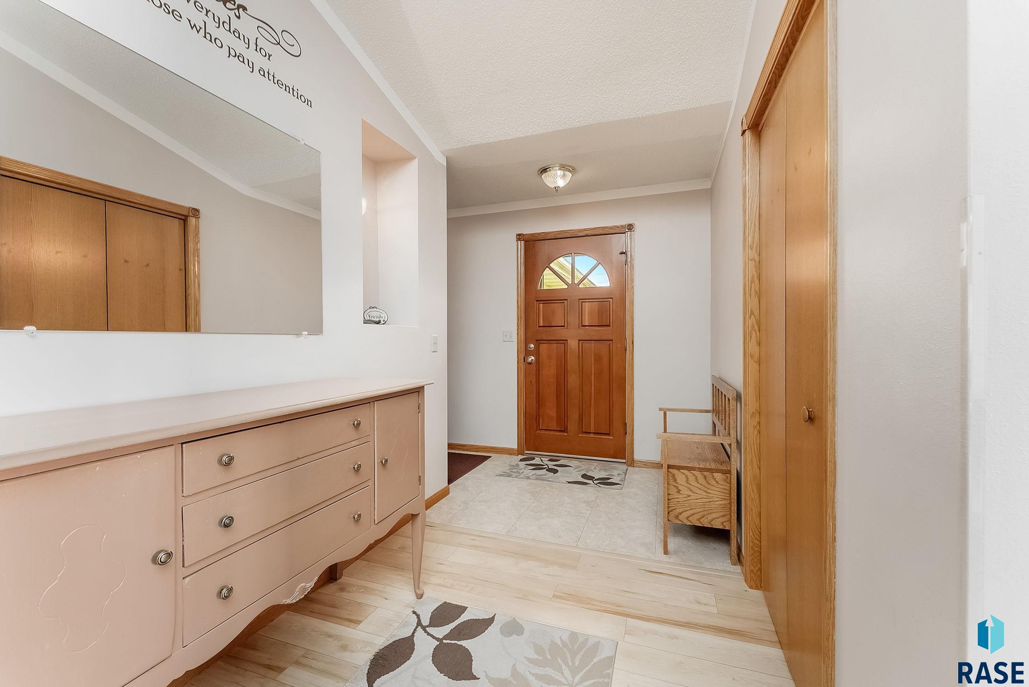 1909 W Ashley Cir