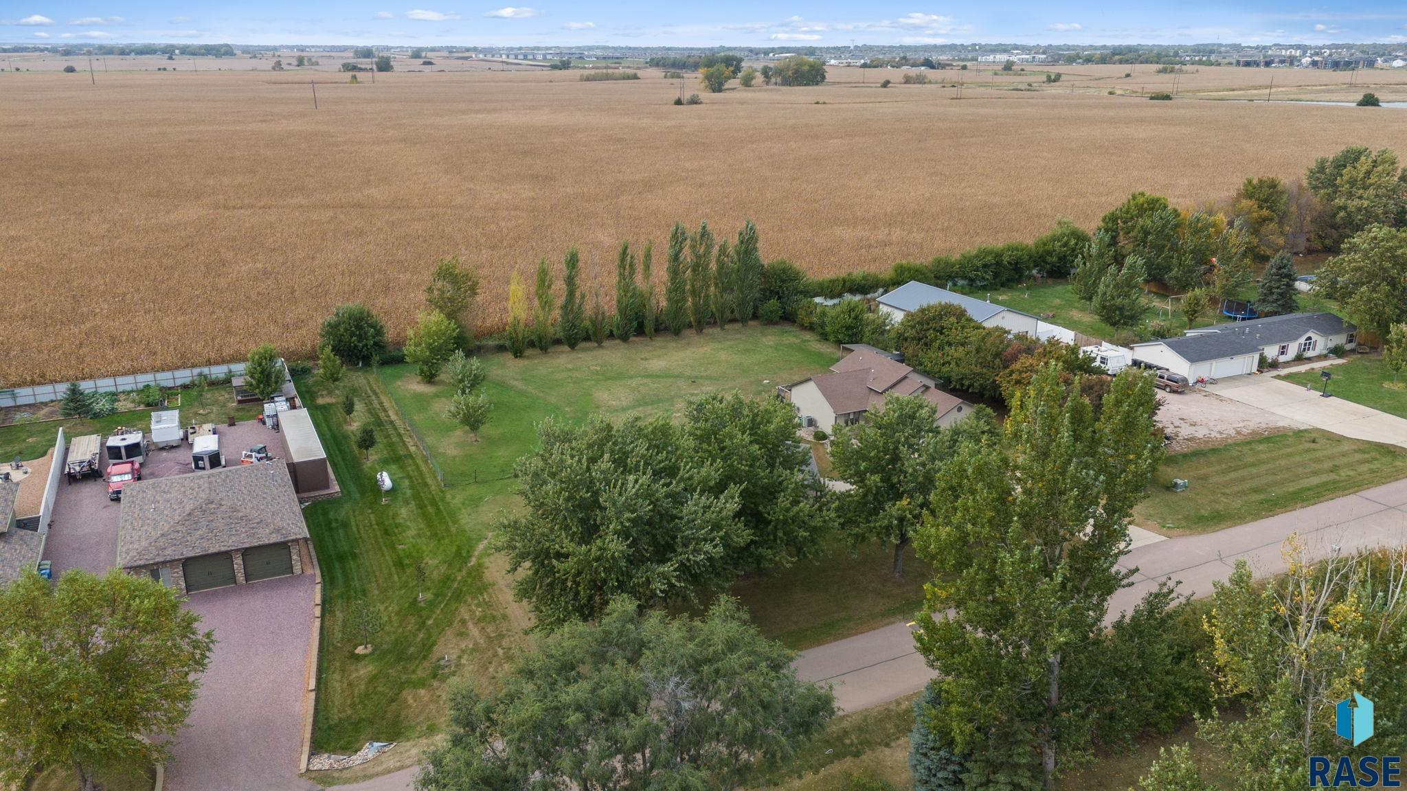 26981 Elmen Pl