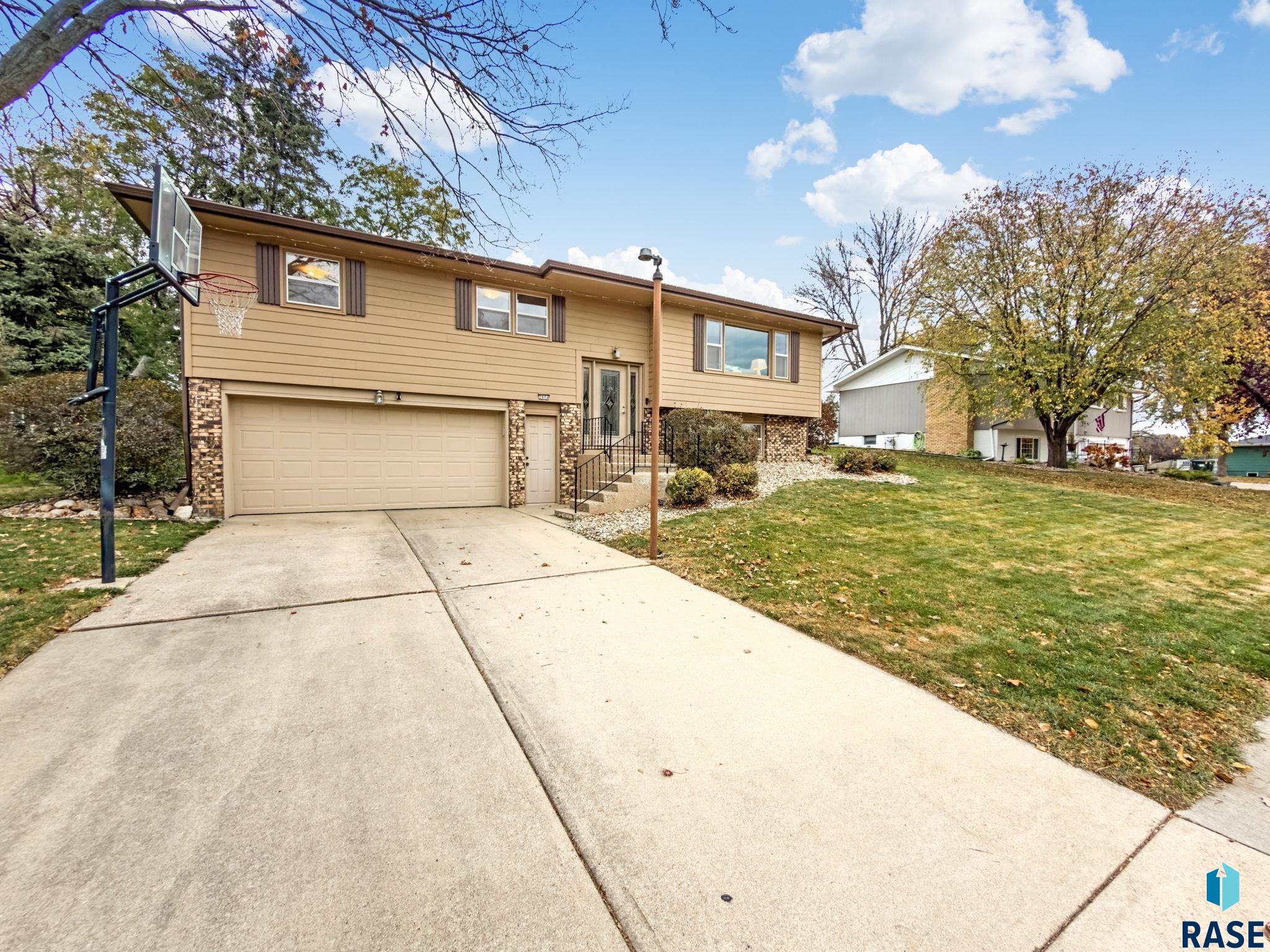 2804 W 39th St
