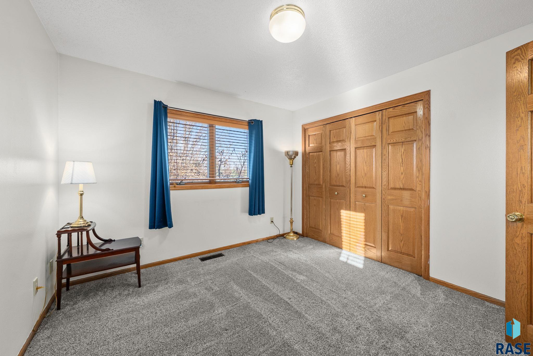 25115 466th Ave