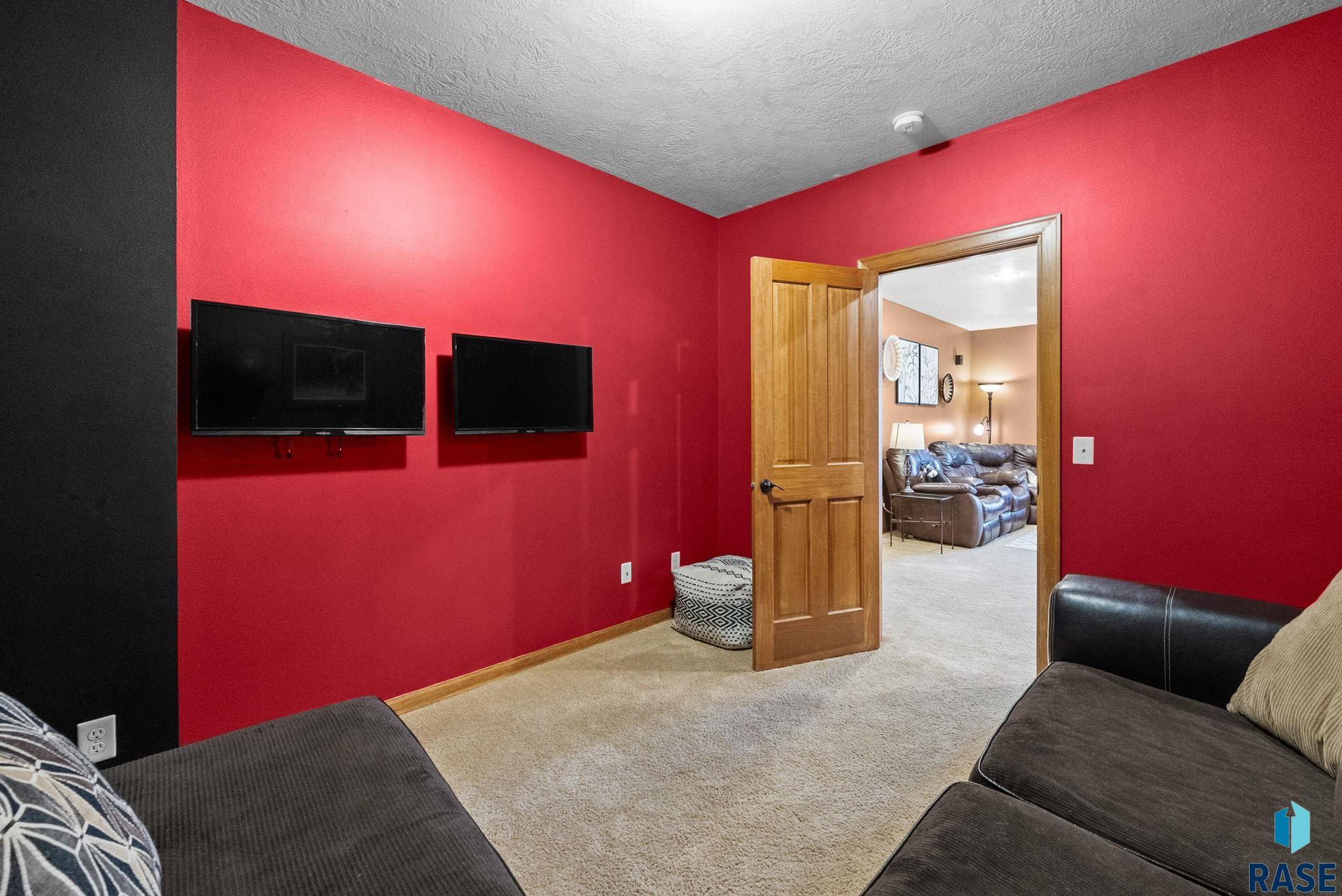 2412 S Purdue Ave