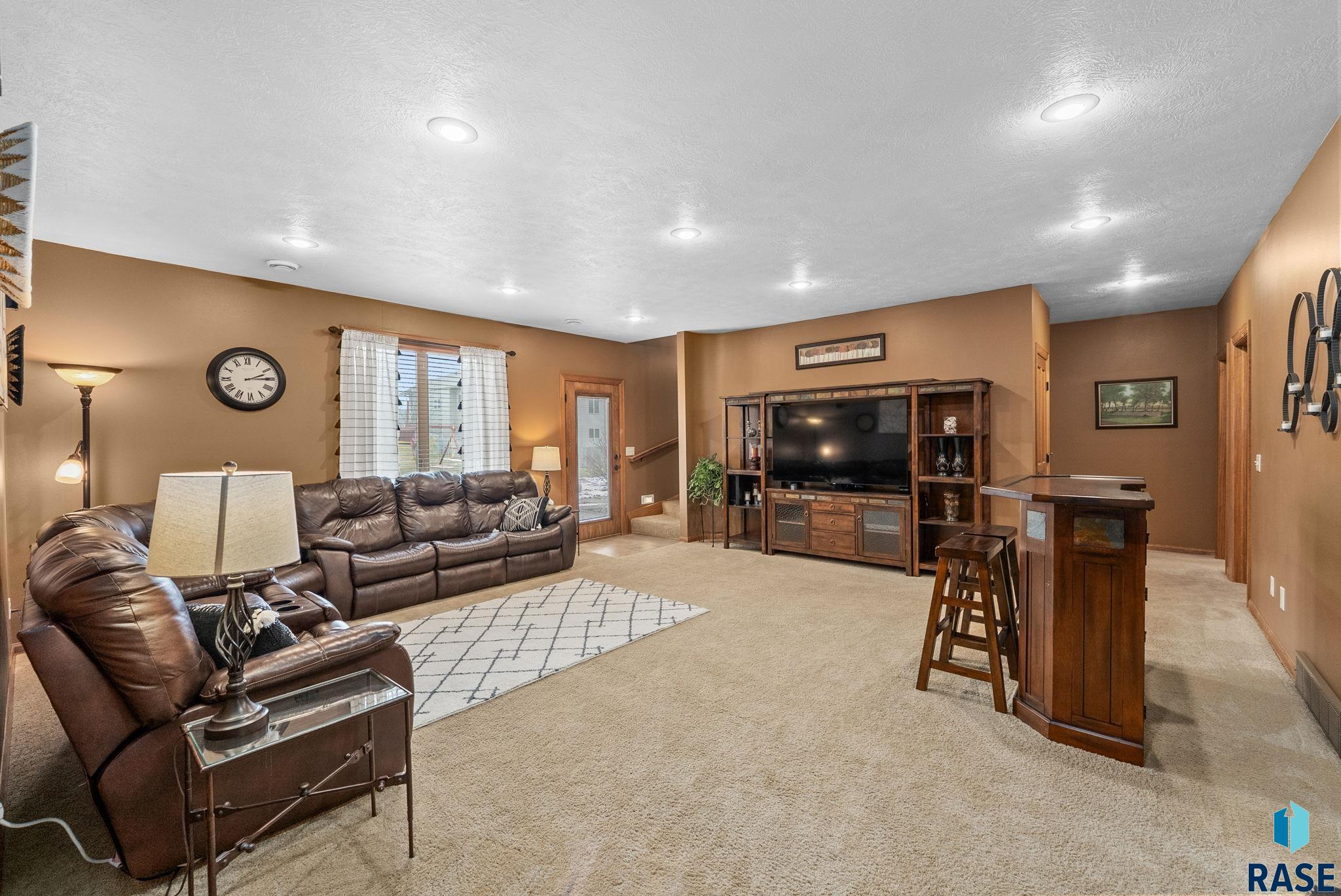 2412 S Purdue Ave