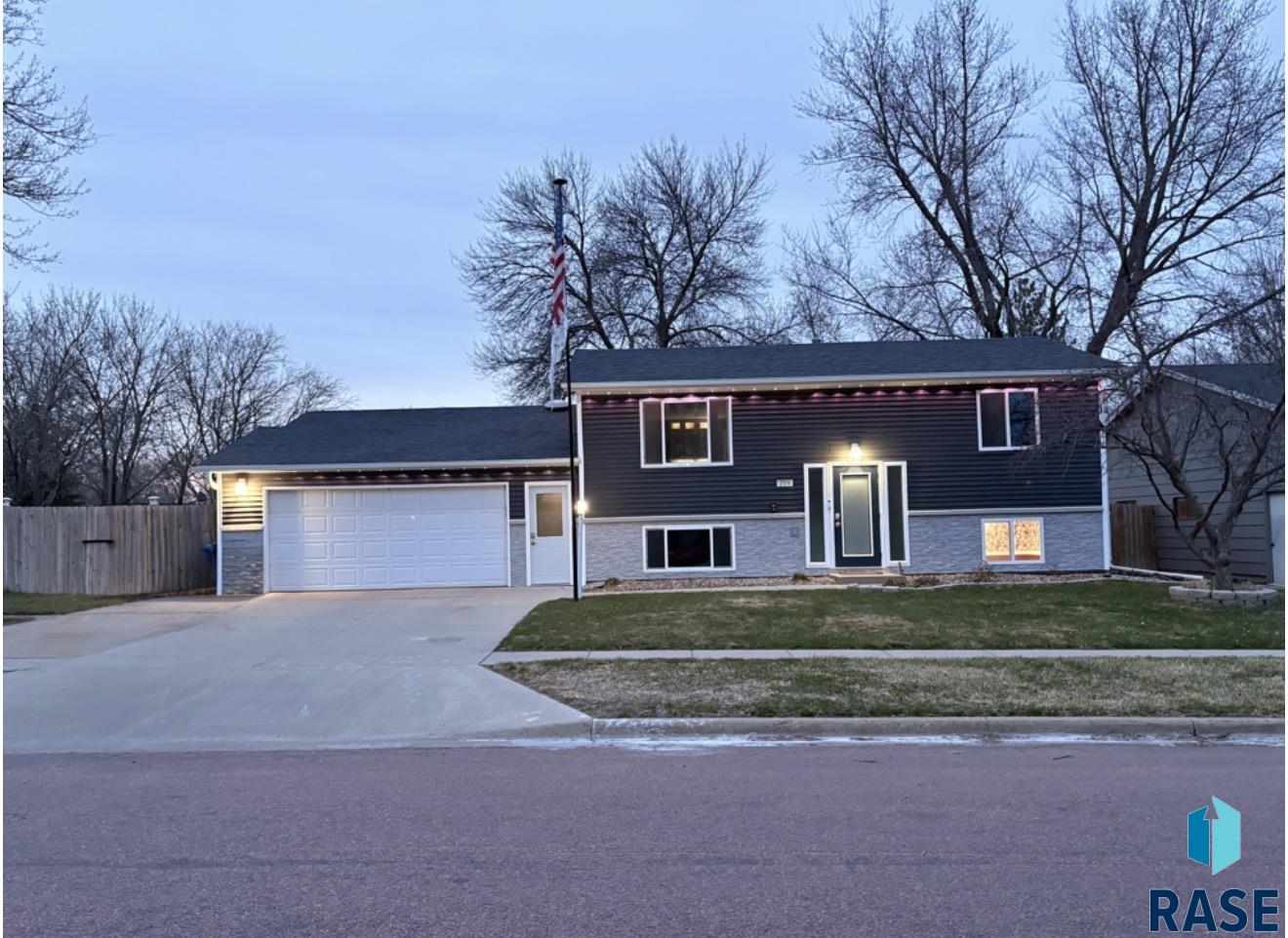204 W Ponderosa Dr