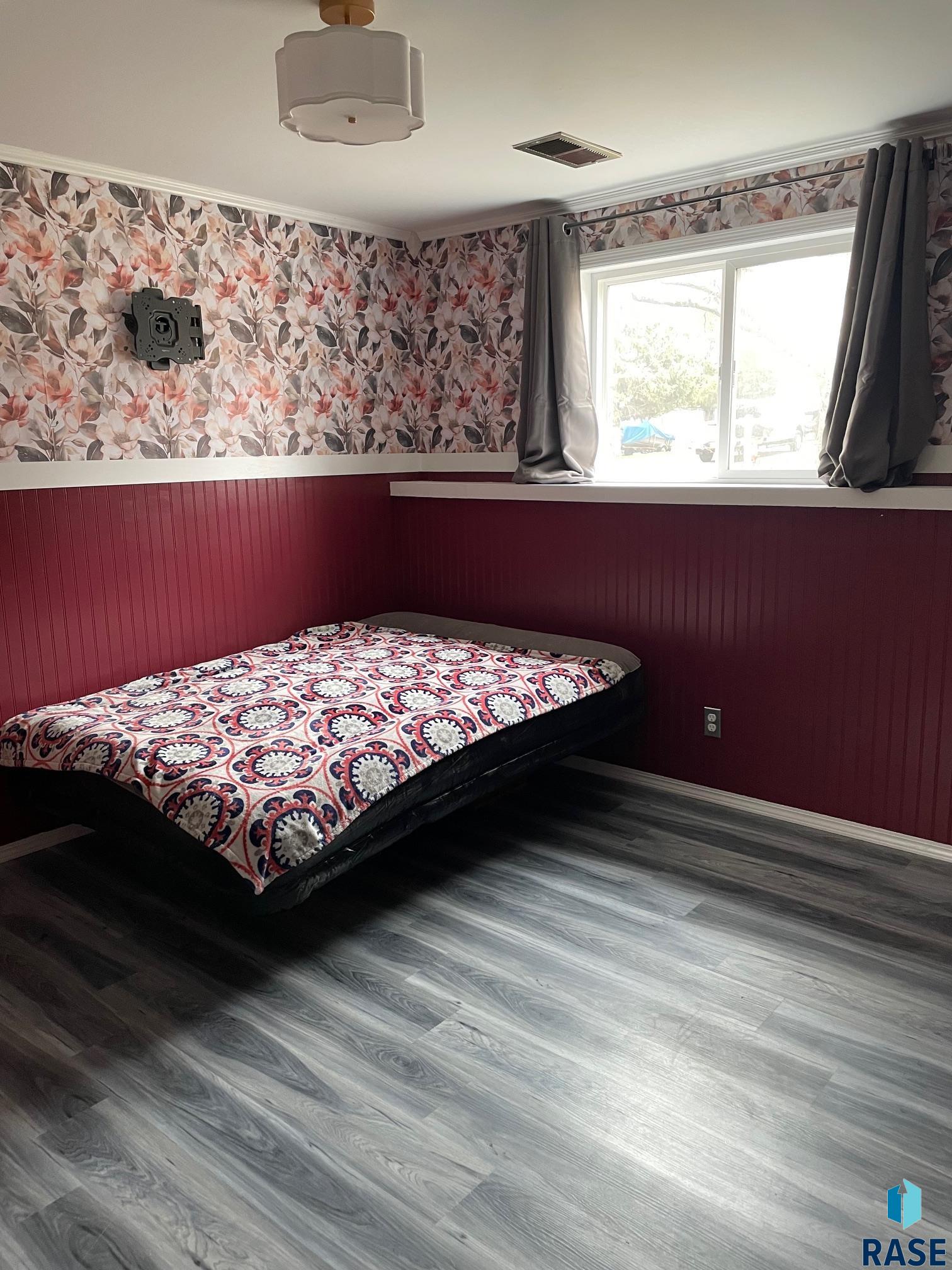 204 W Ponderosa Dr