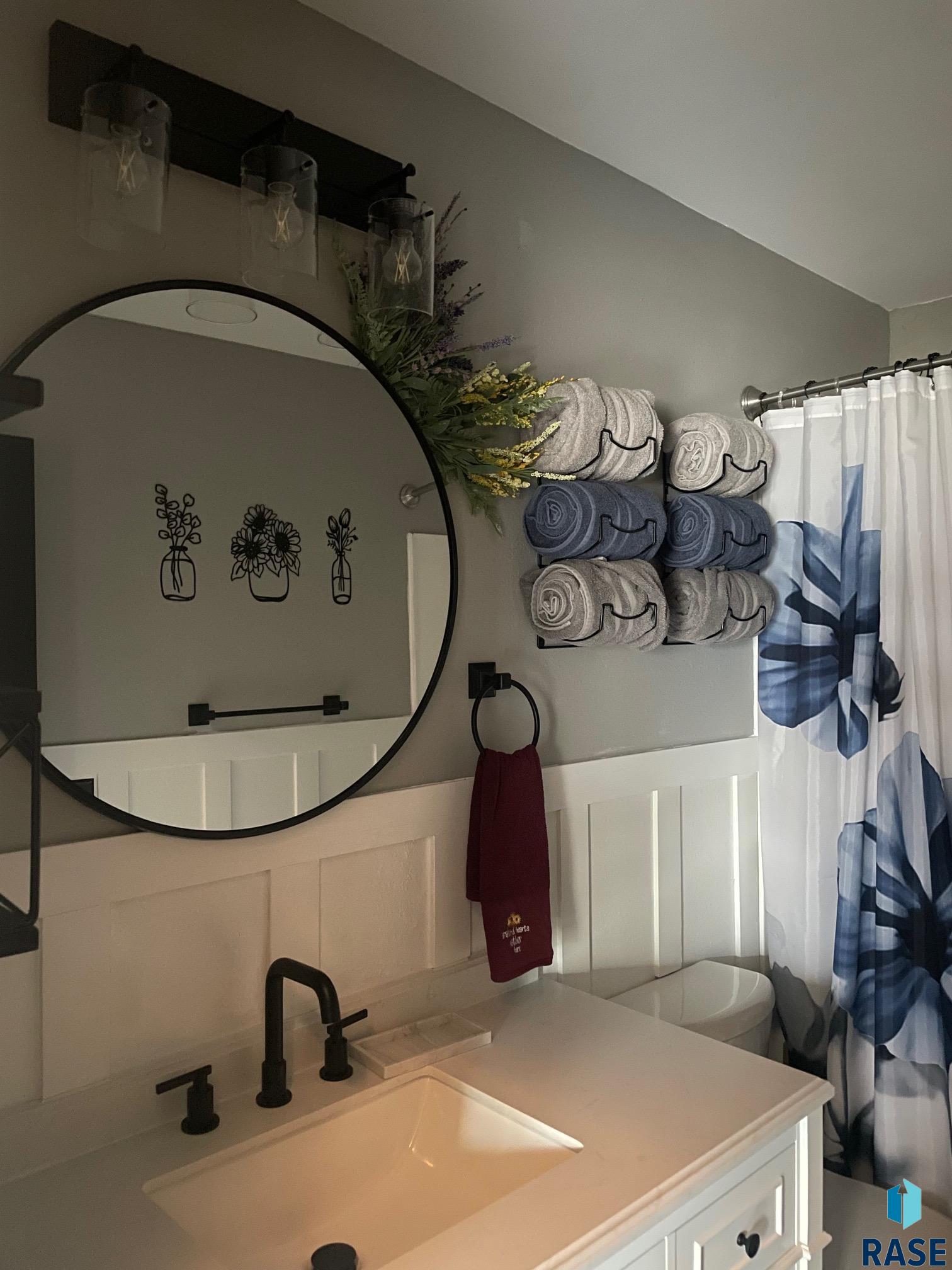 204 W Ponderosa Dr
