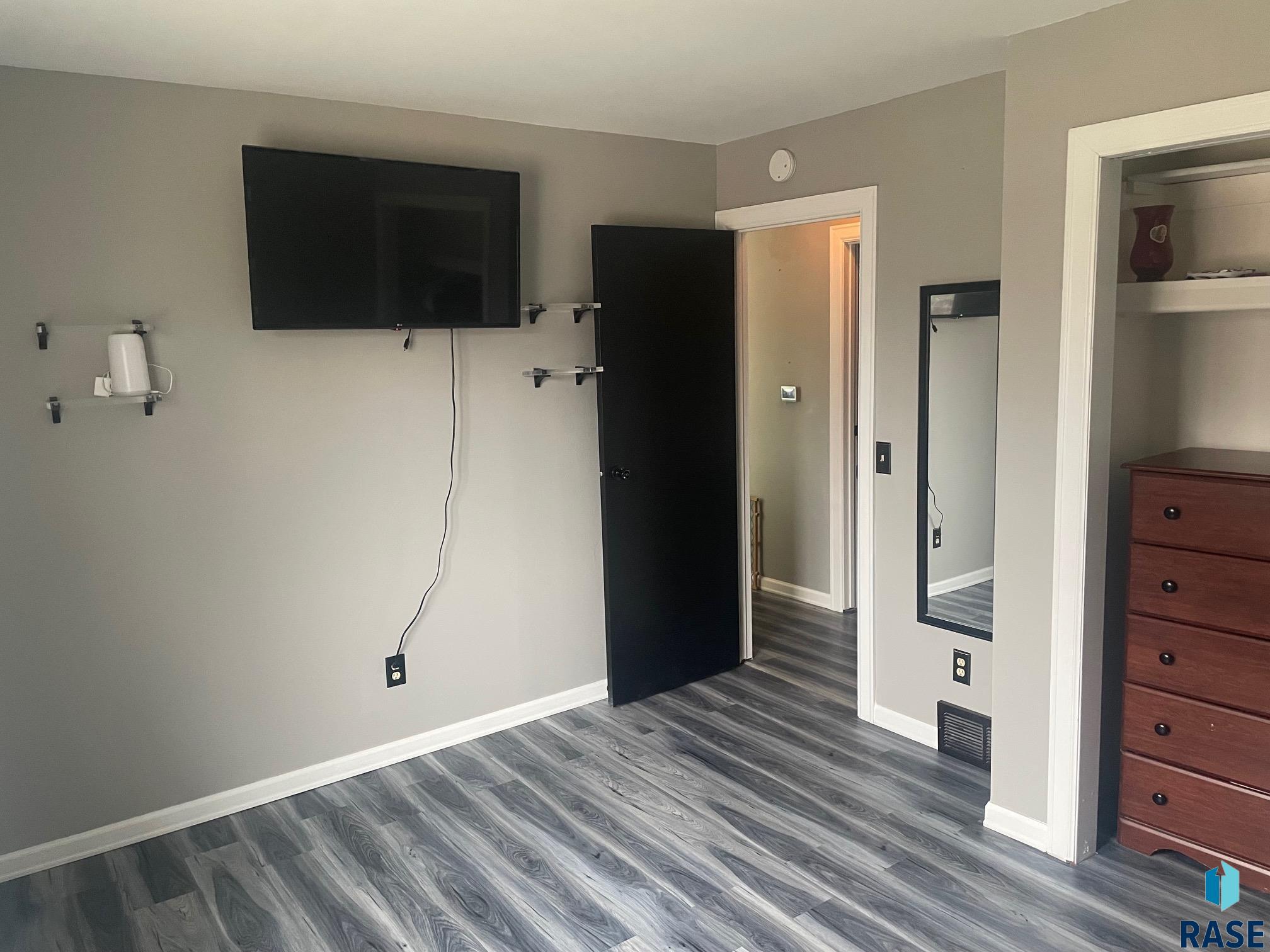 204 W Ponderosa Dr
