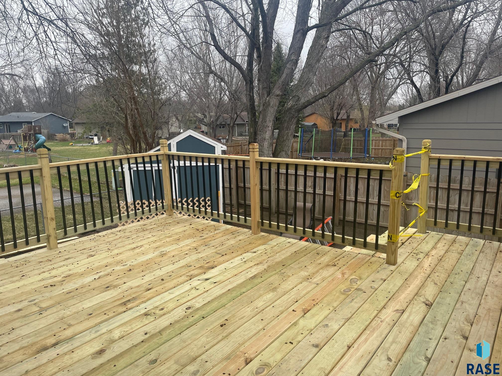 204 W Ponderosa Dr