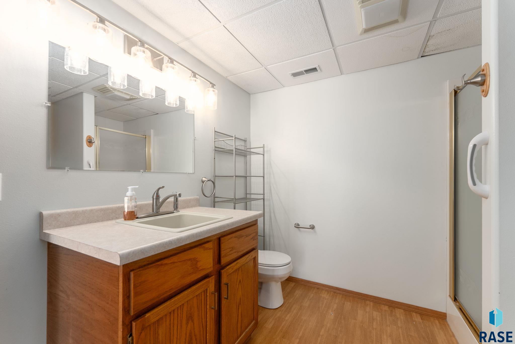 119 N La Salle Cir