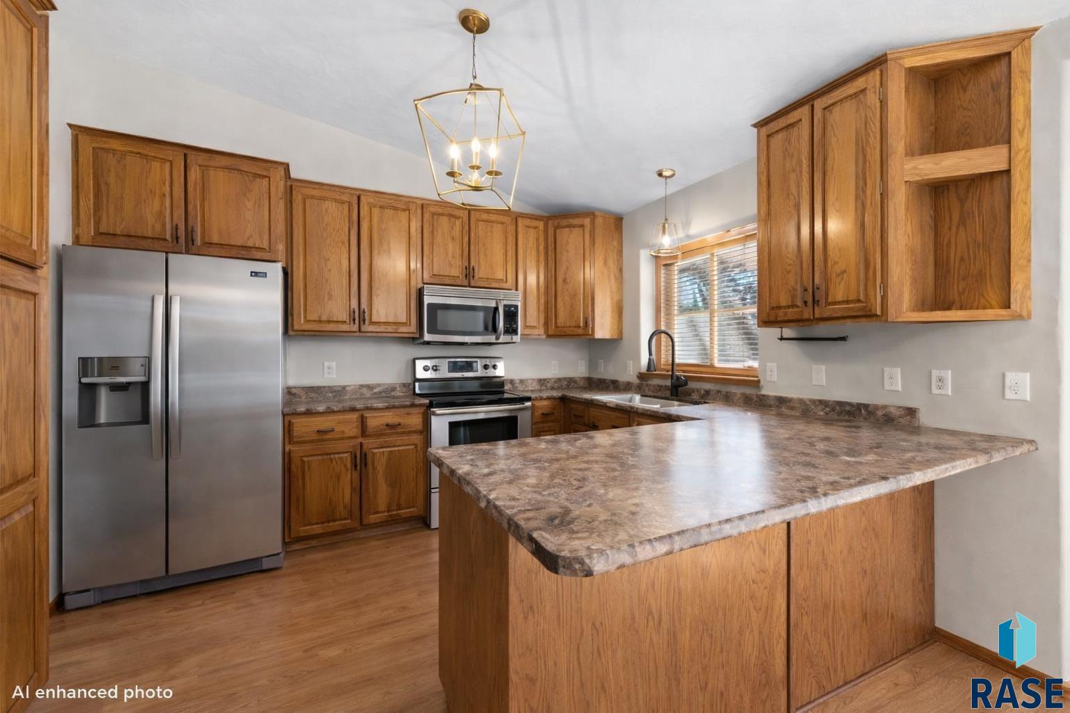 119 N La Salle Cir