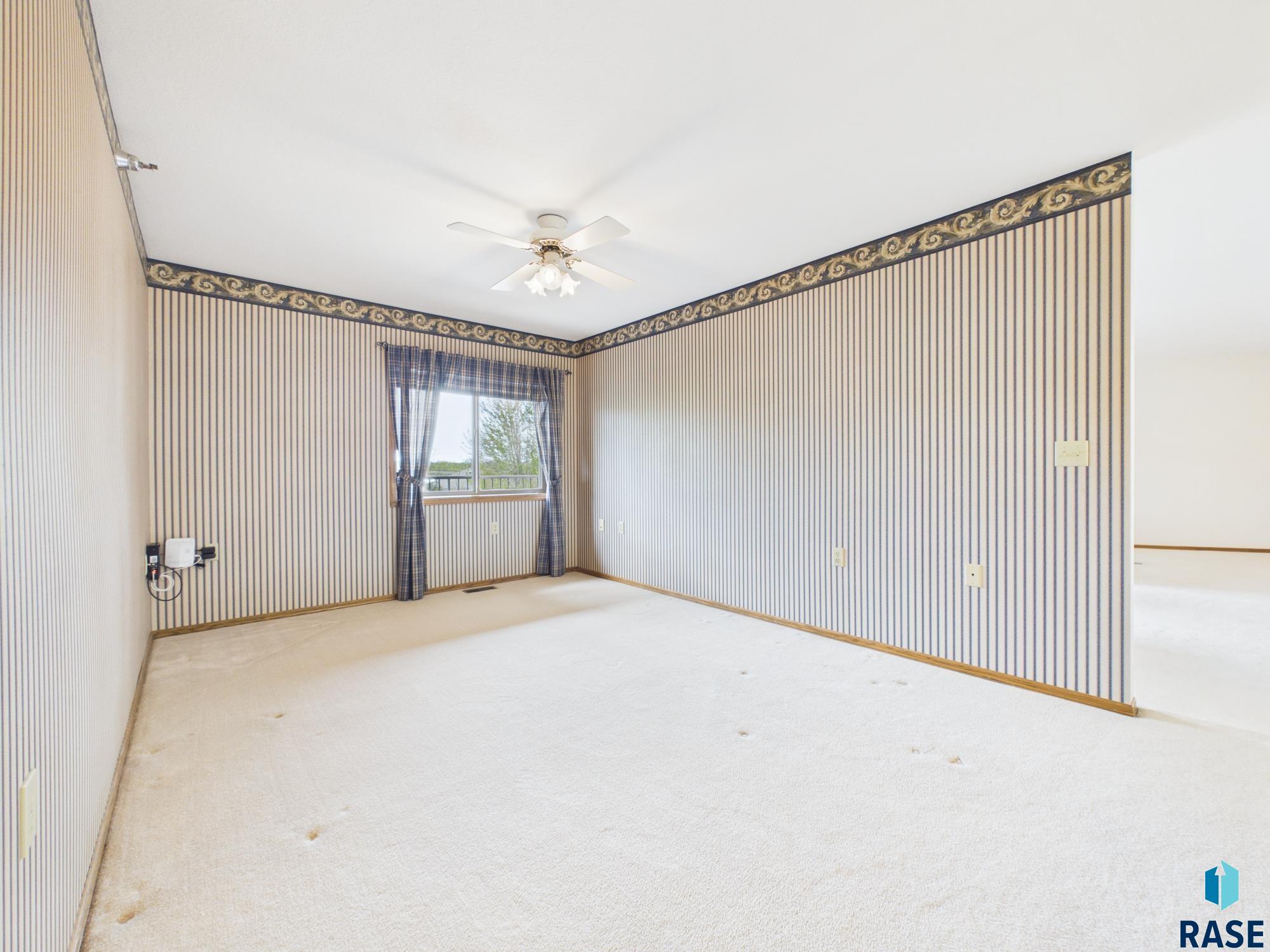 1600 S Southeastern Ave Unit: 306