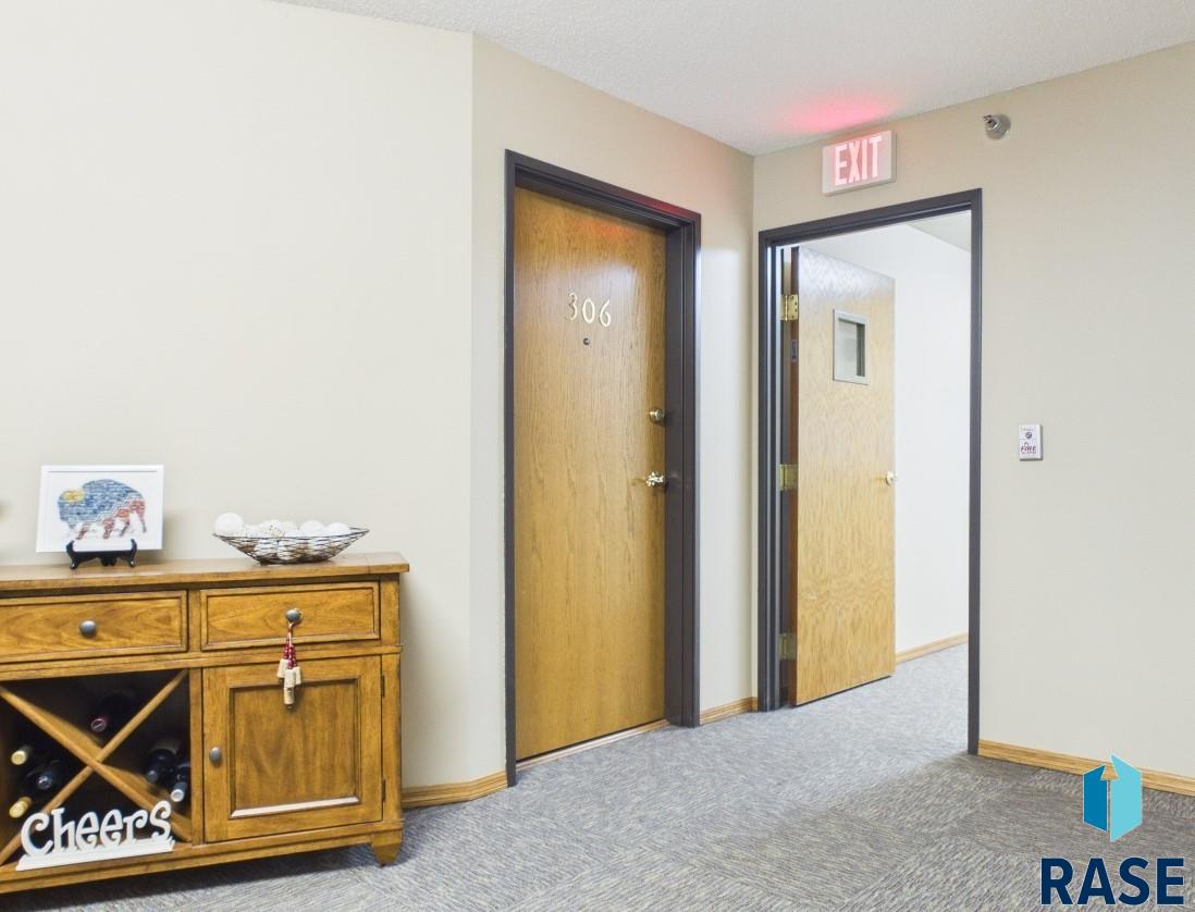 1600 S Southeastern Ave Unit: 306