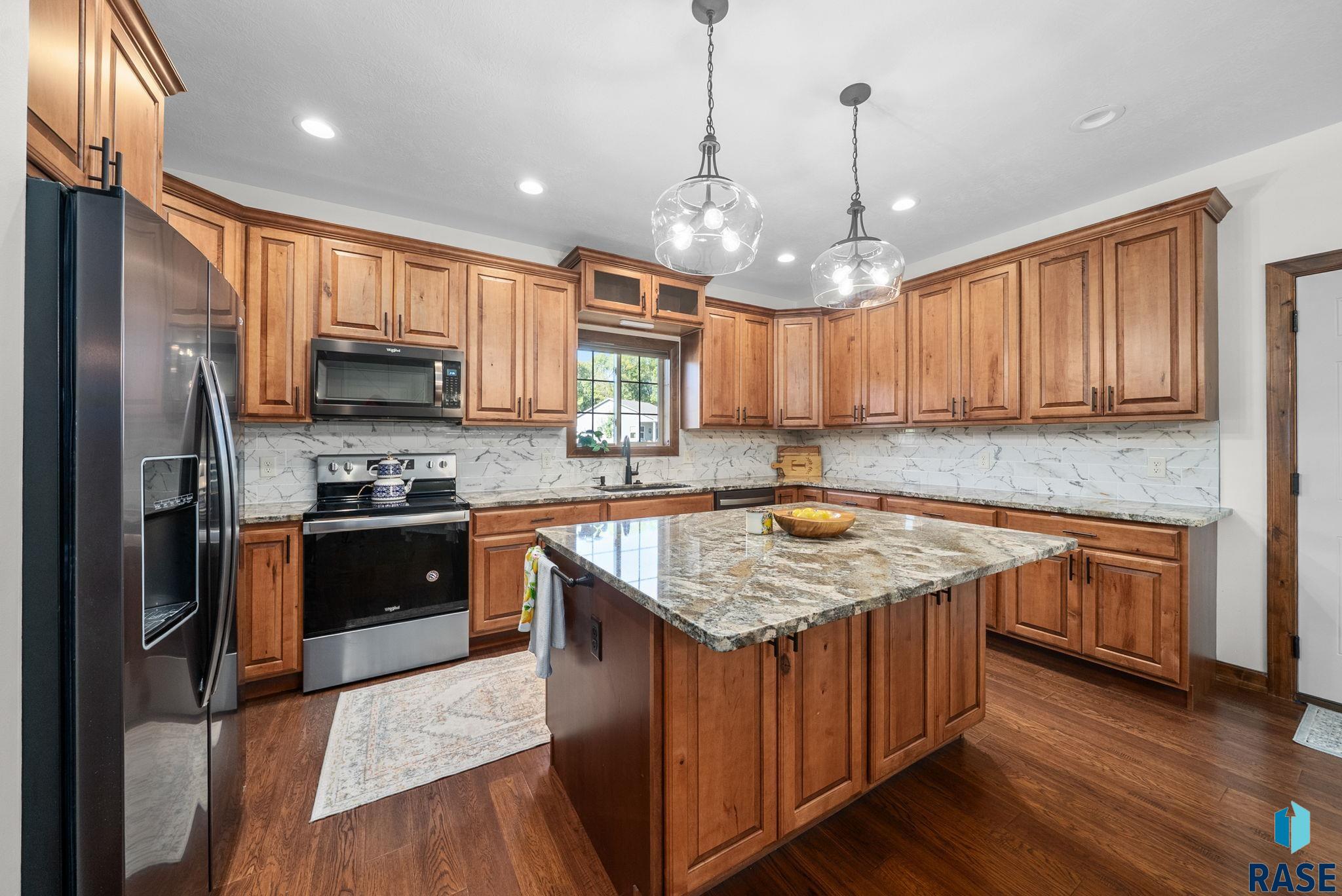 4900 E Cattail Dr