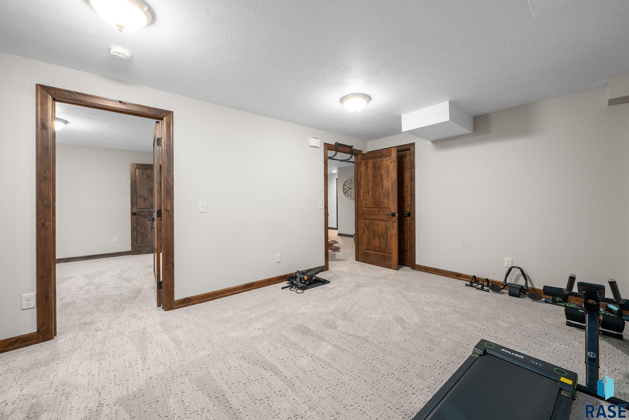 4900 E Cattail Dr