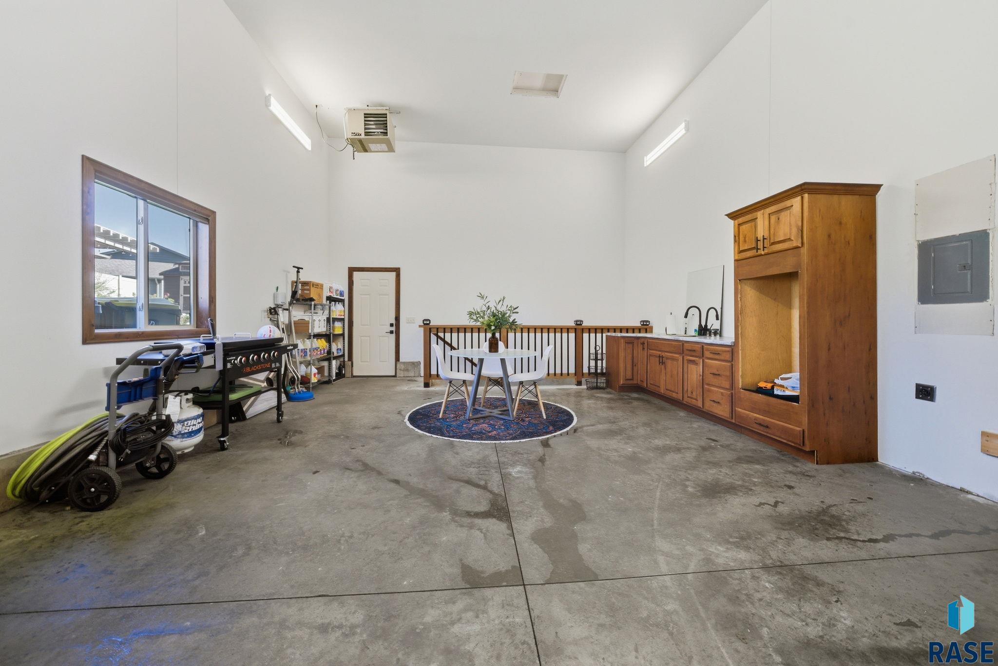 4900 E Cattail Dr