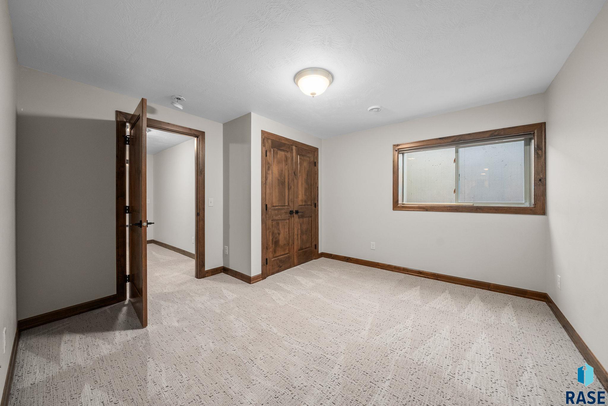 4900 E Cattail Dr