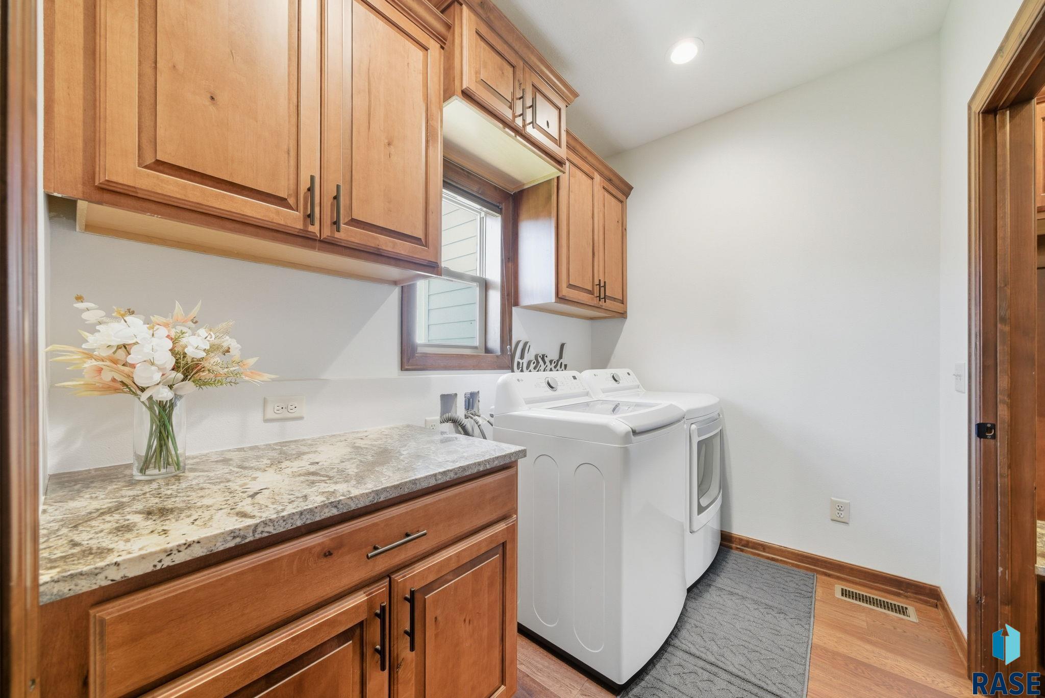 4900 E Cattail Dr