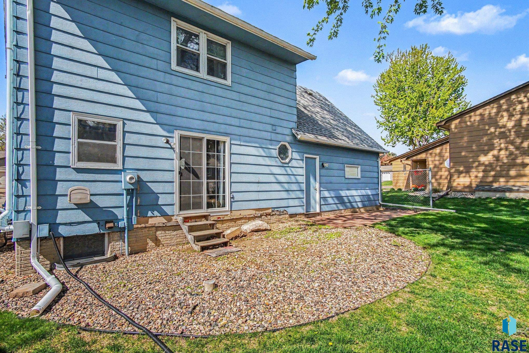 4409 E Lexington Cir