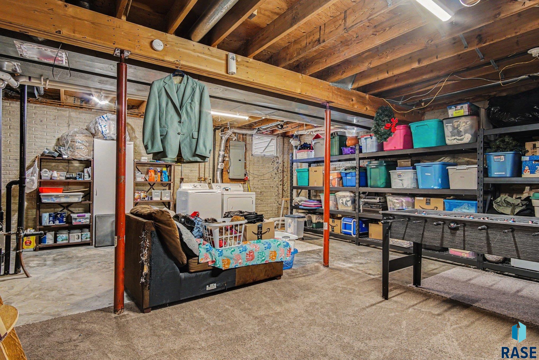 4409 E Lexington Cir