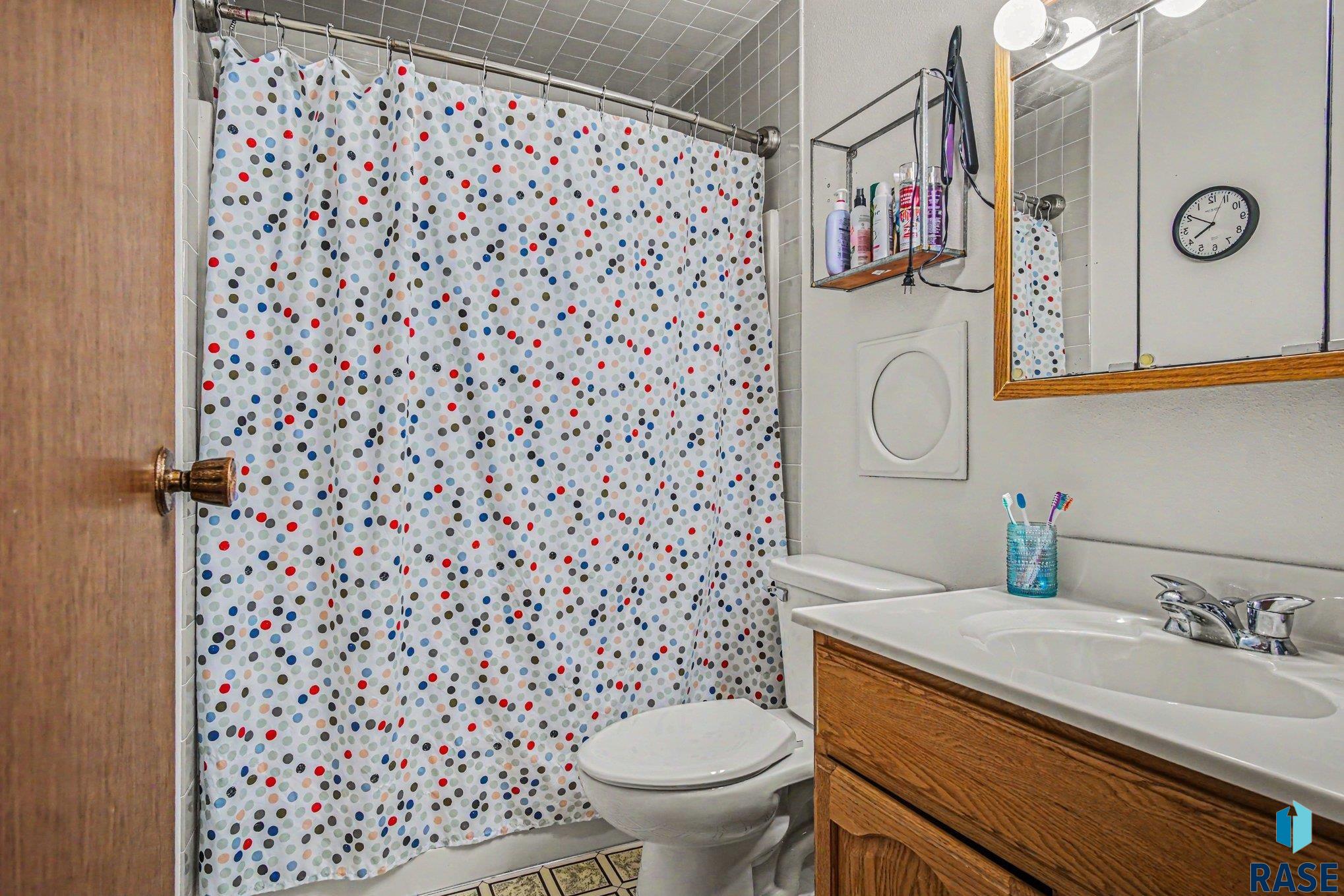 4409 E Lexington Cir