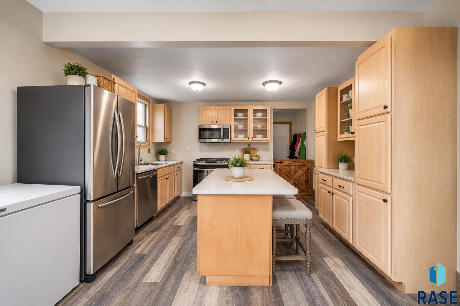 389 Walnut Ave