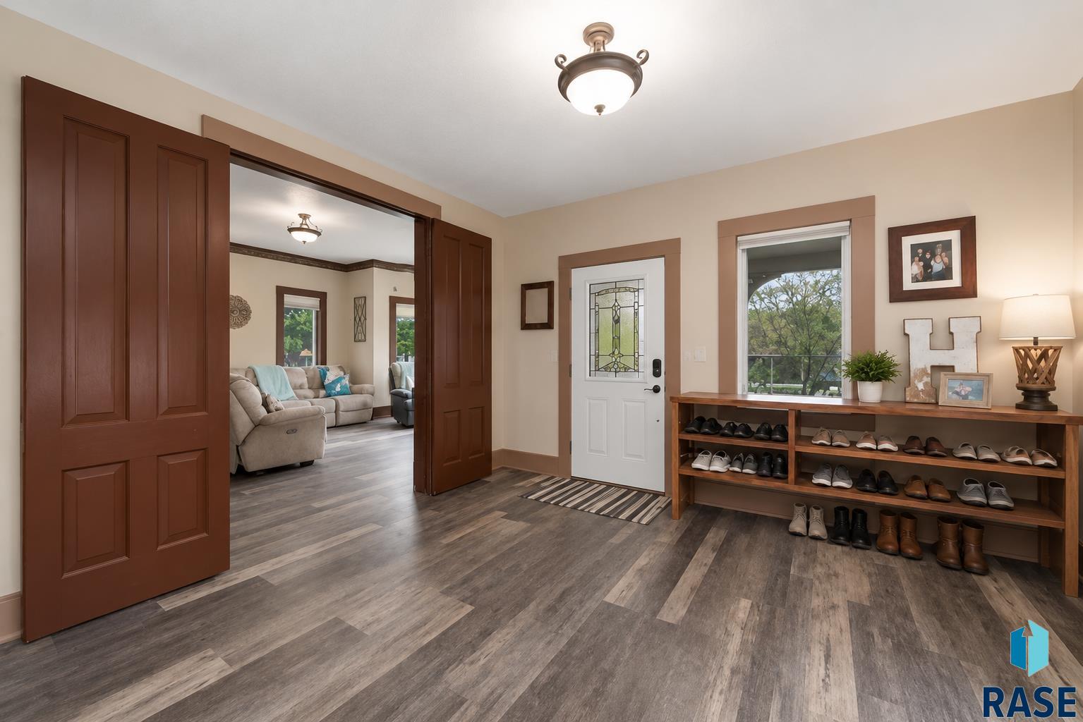389 Walnut Ave