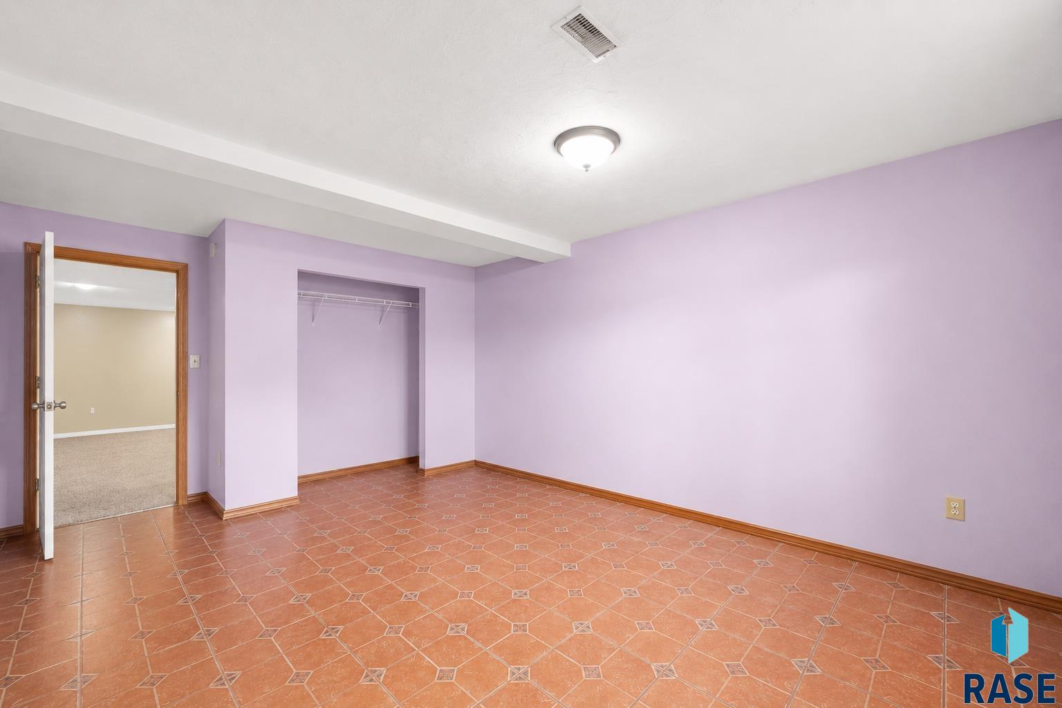 2500 N Lyme Grass Ave