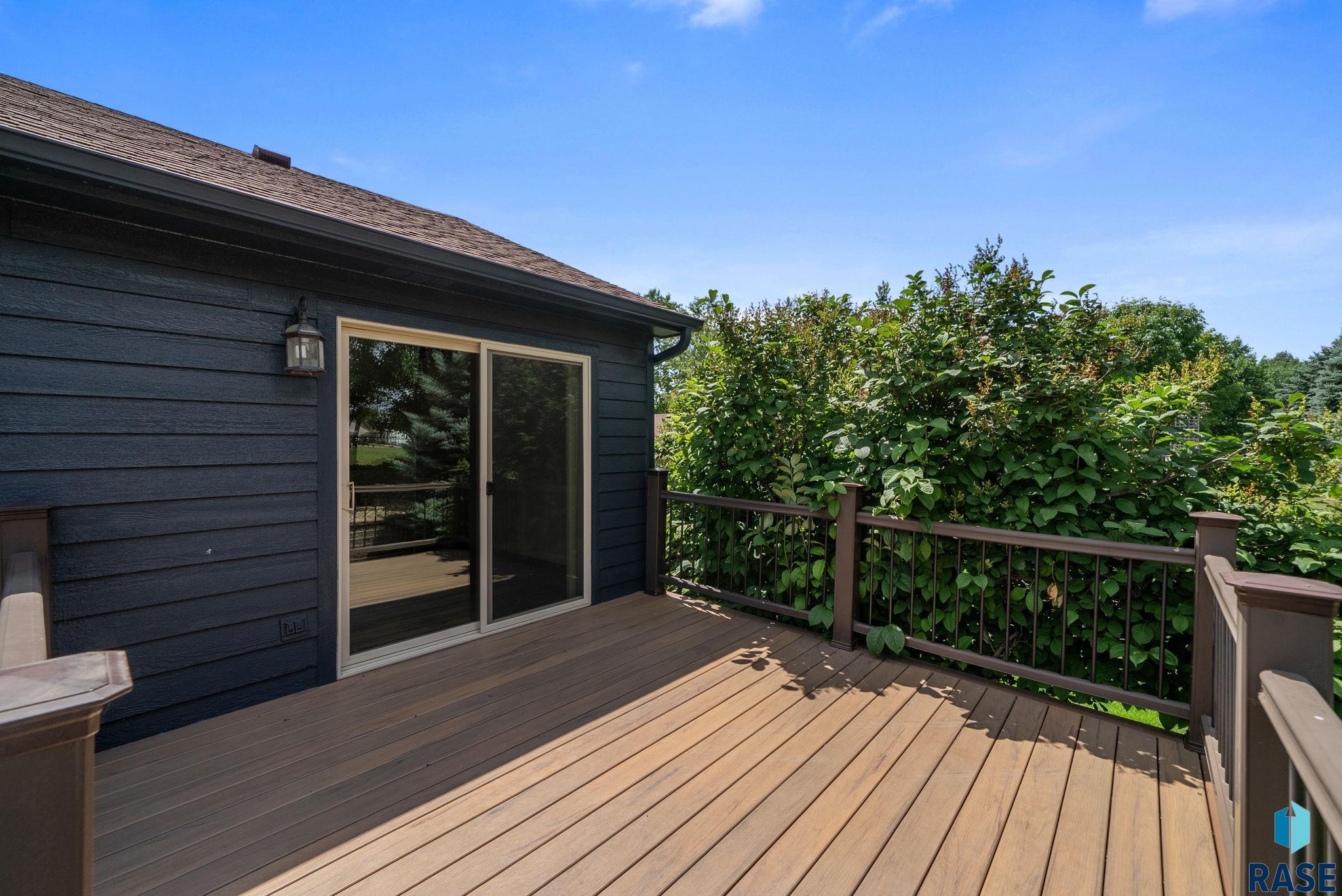 2004 E Briar Den Ct