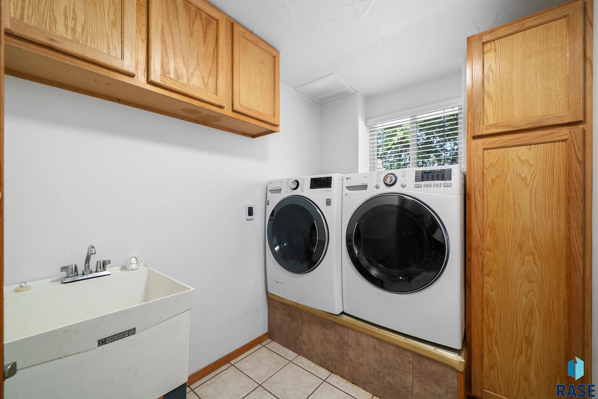 2004 E Briar Den Ct