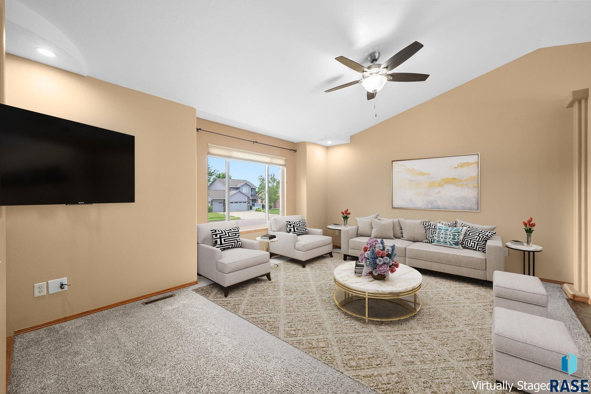 2004 E Briar Den Ct