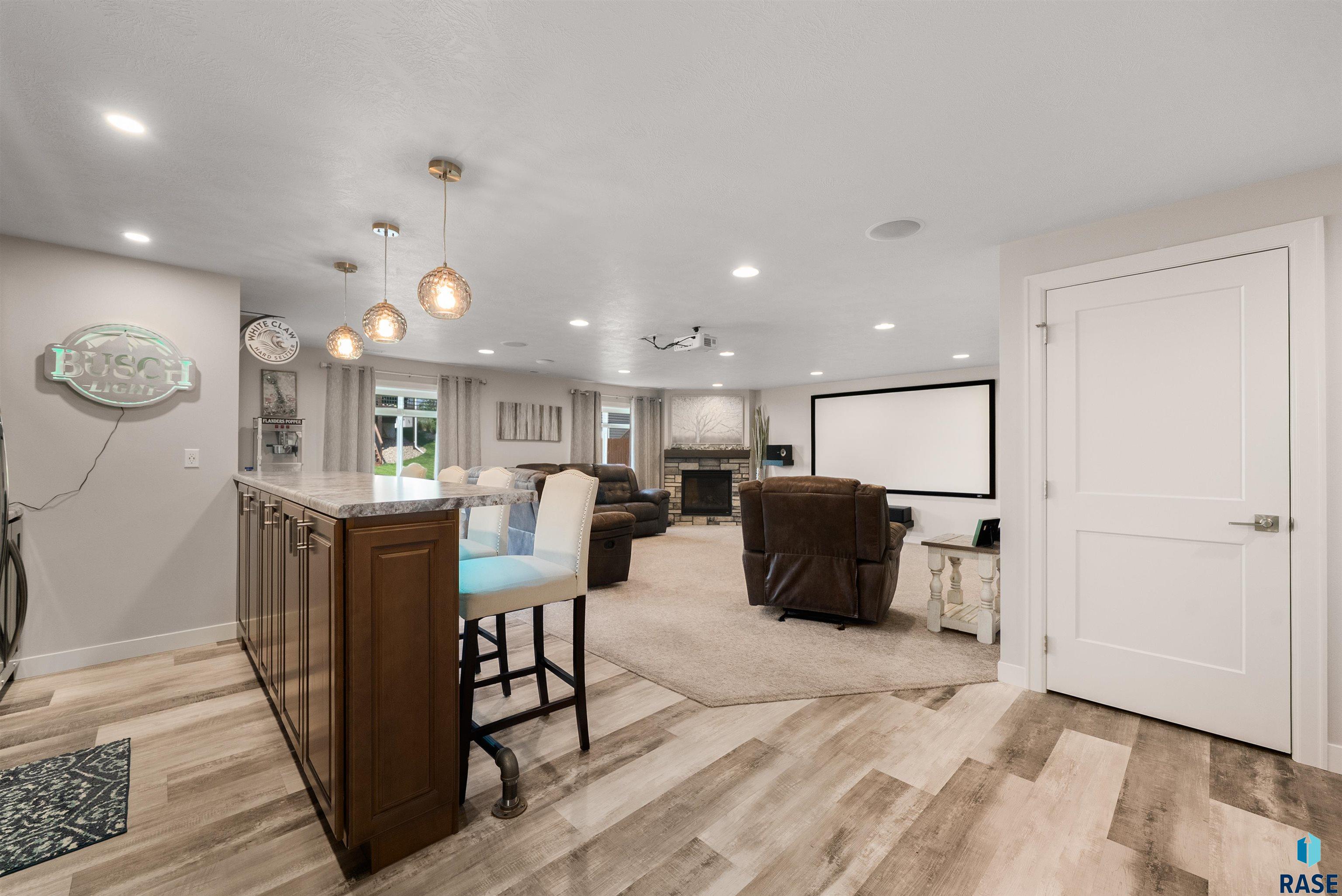 3809 S Home Plate Ave