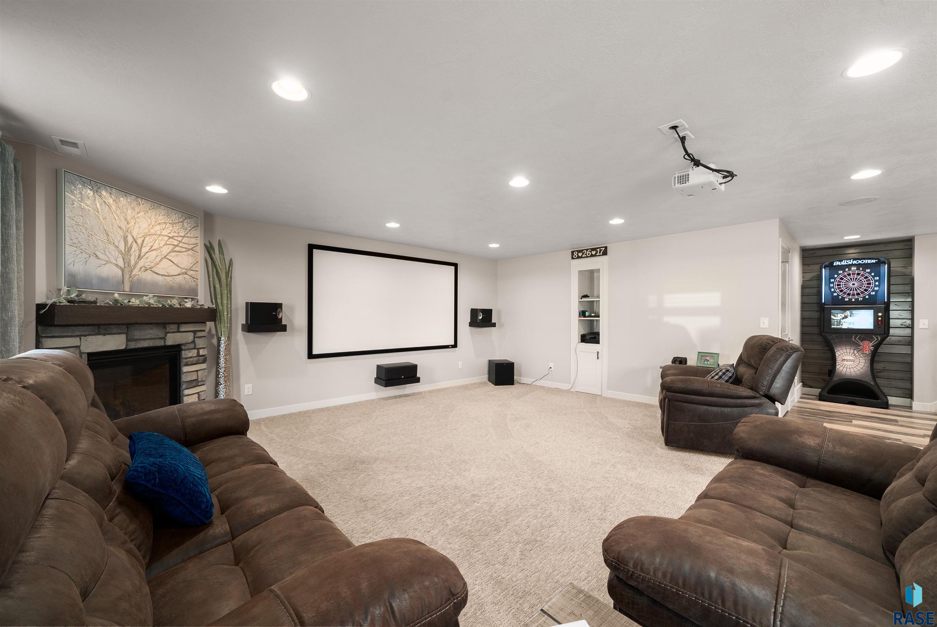 3809 S Home Plate Ave
