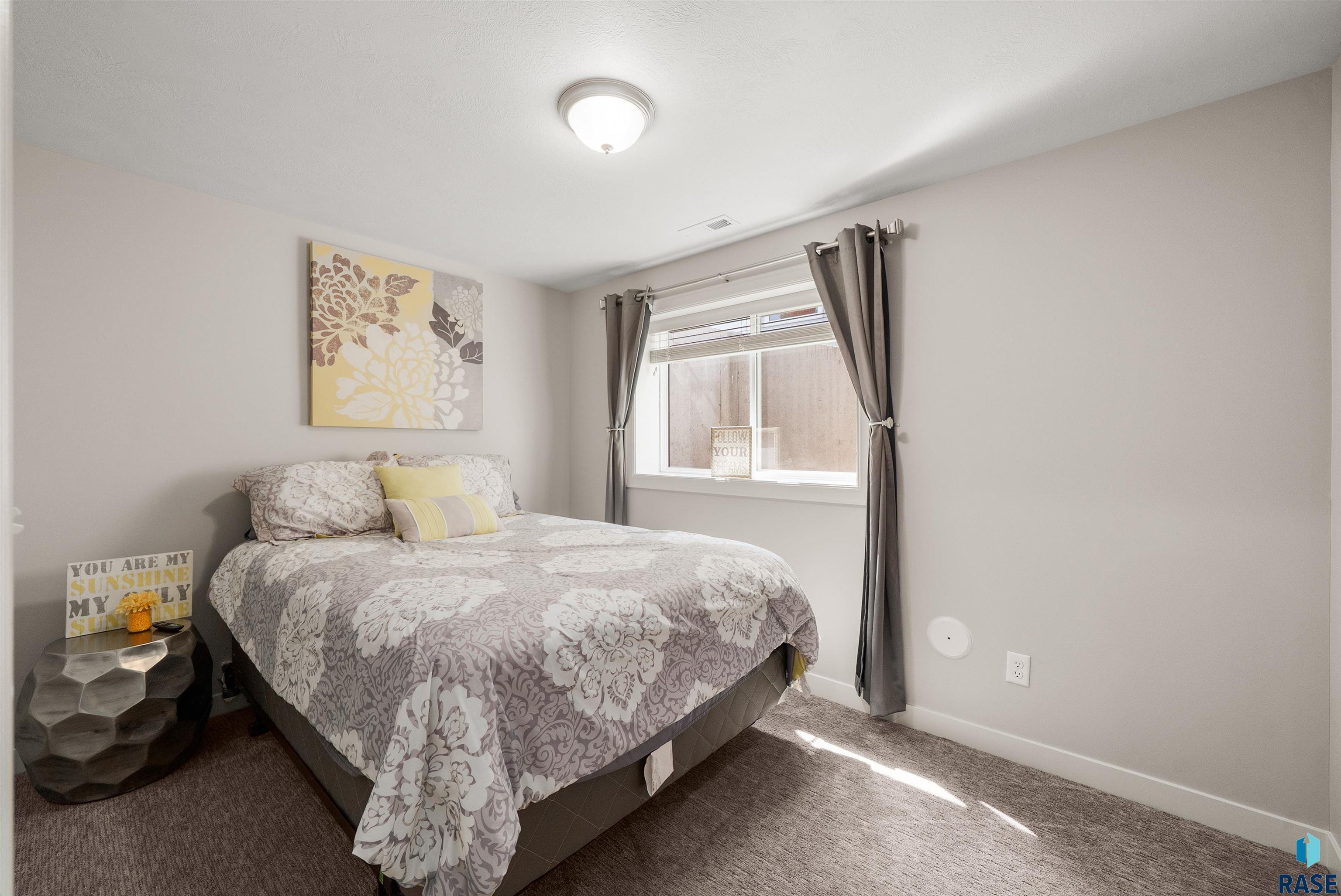3809 S Home Plate Ave