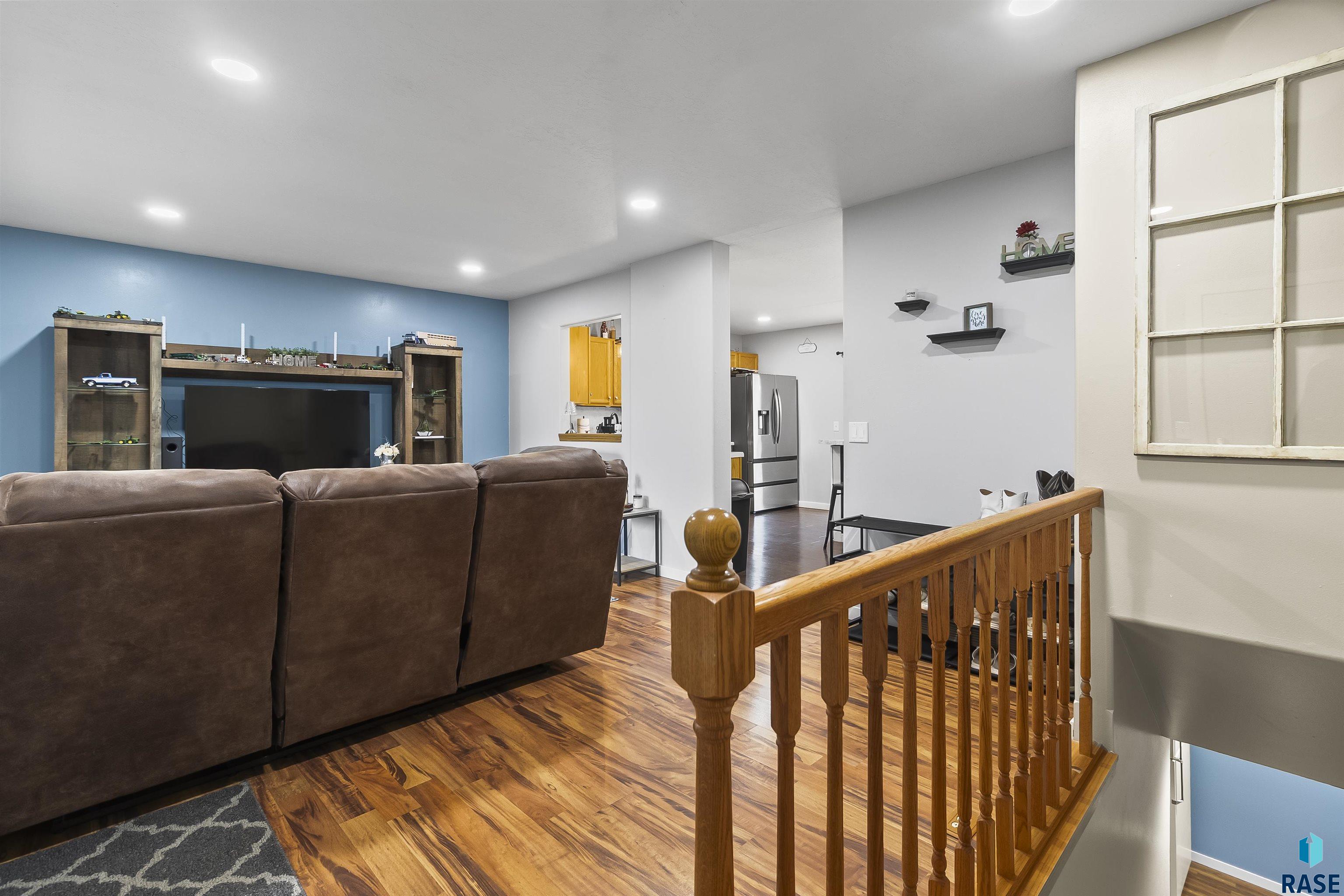 204 N Steven St
