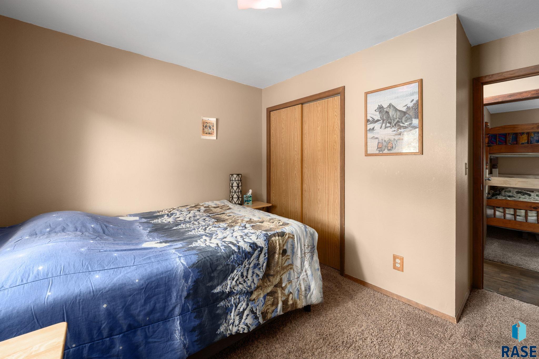 2104 E Tricia Ln