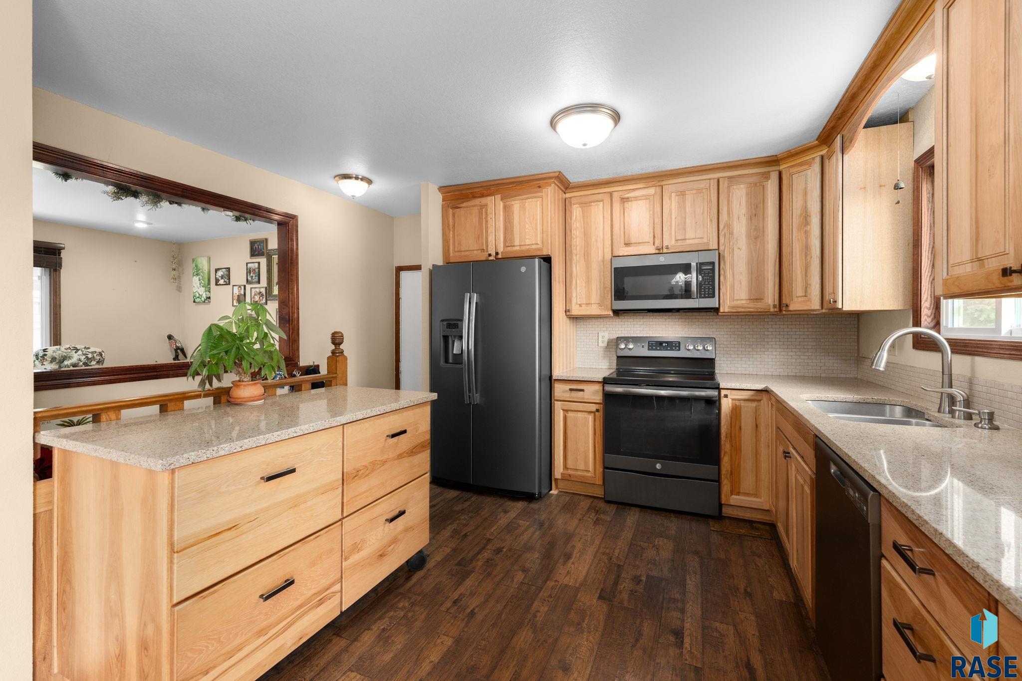 2104 E Tricia Ln